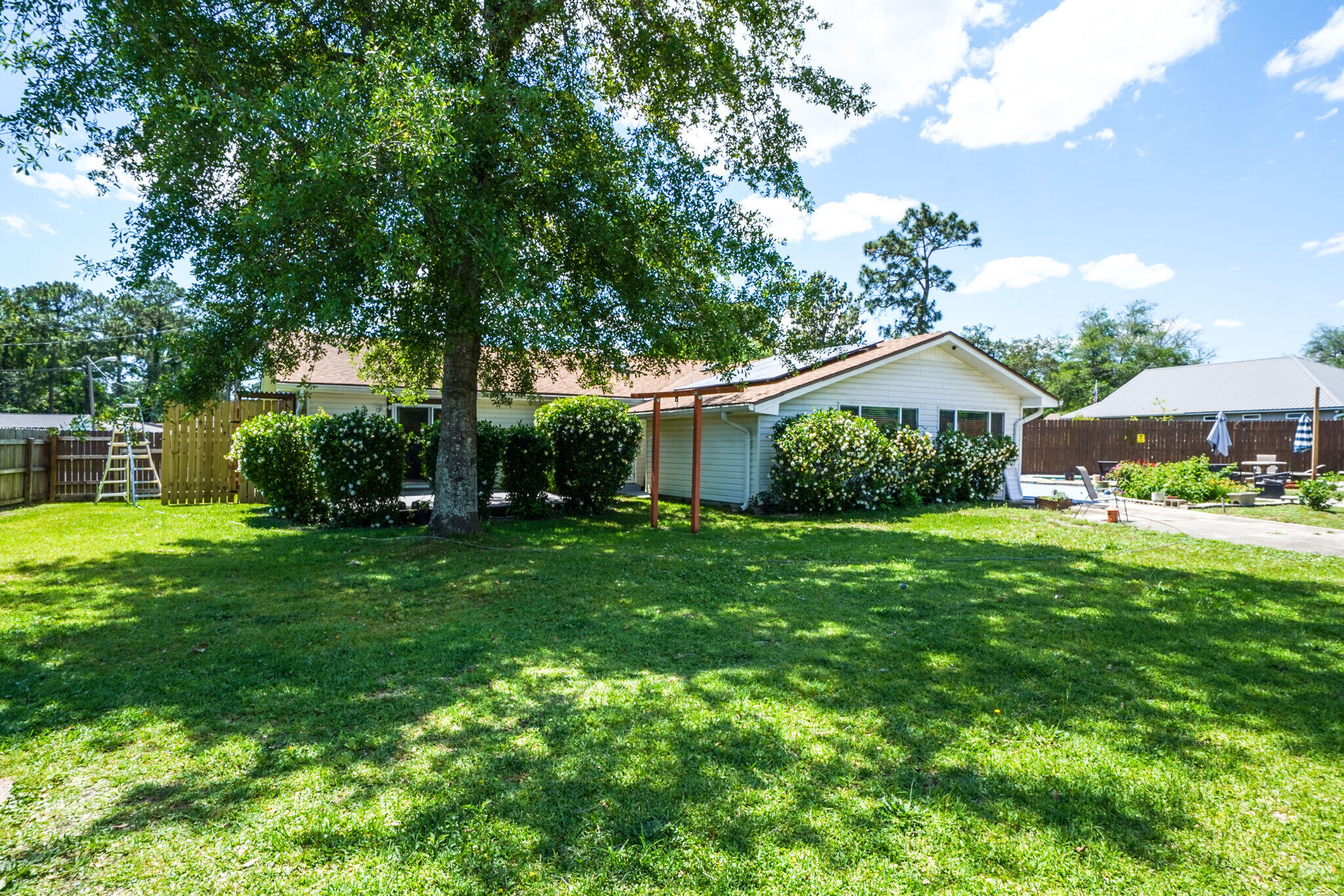TANGLEWOOD S/D 1ST ADDN - Residential