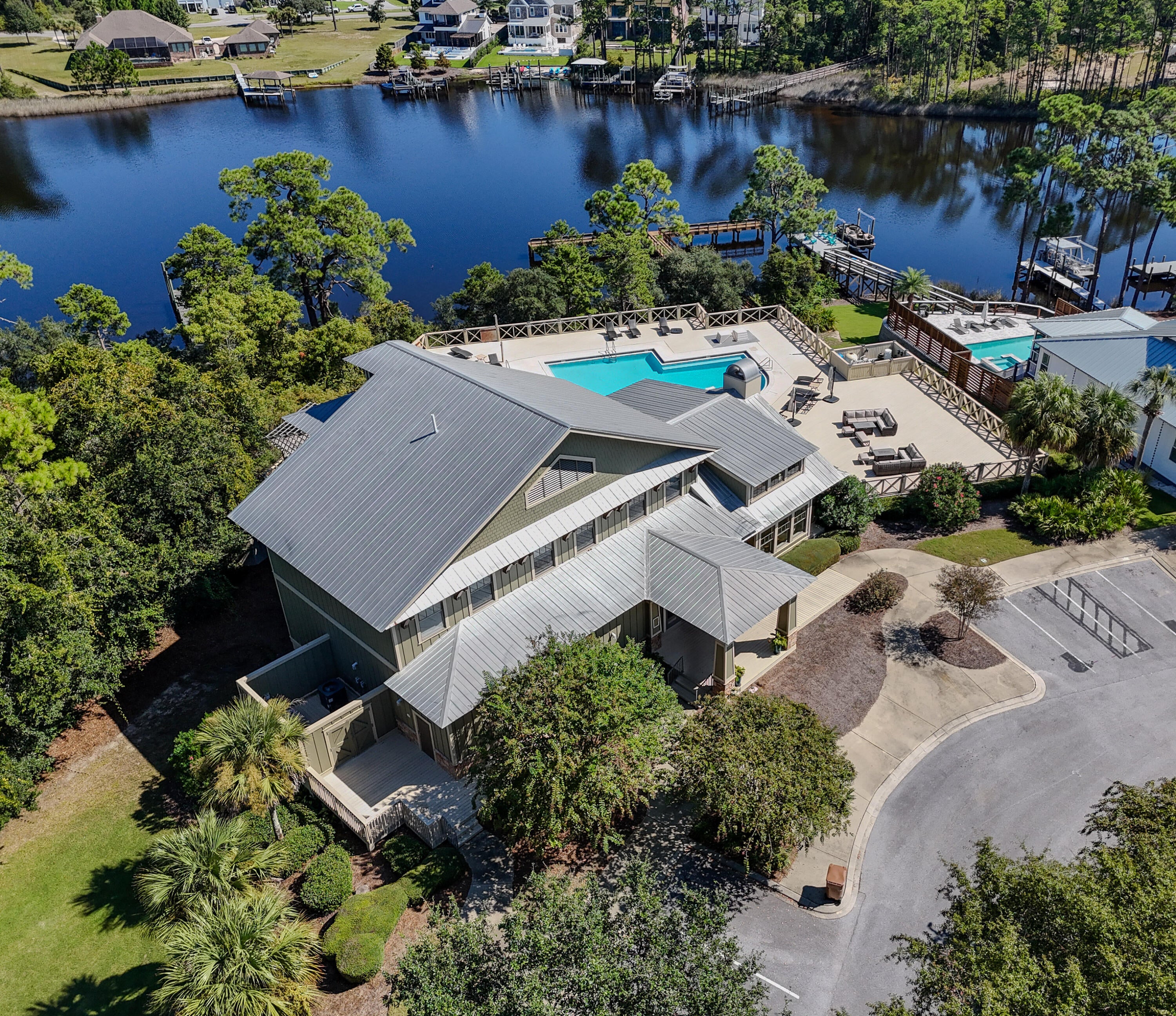 TURTLE COVE - Residential