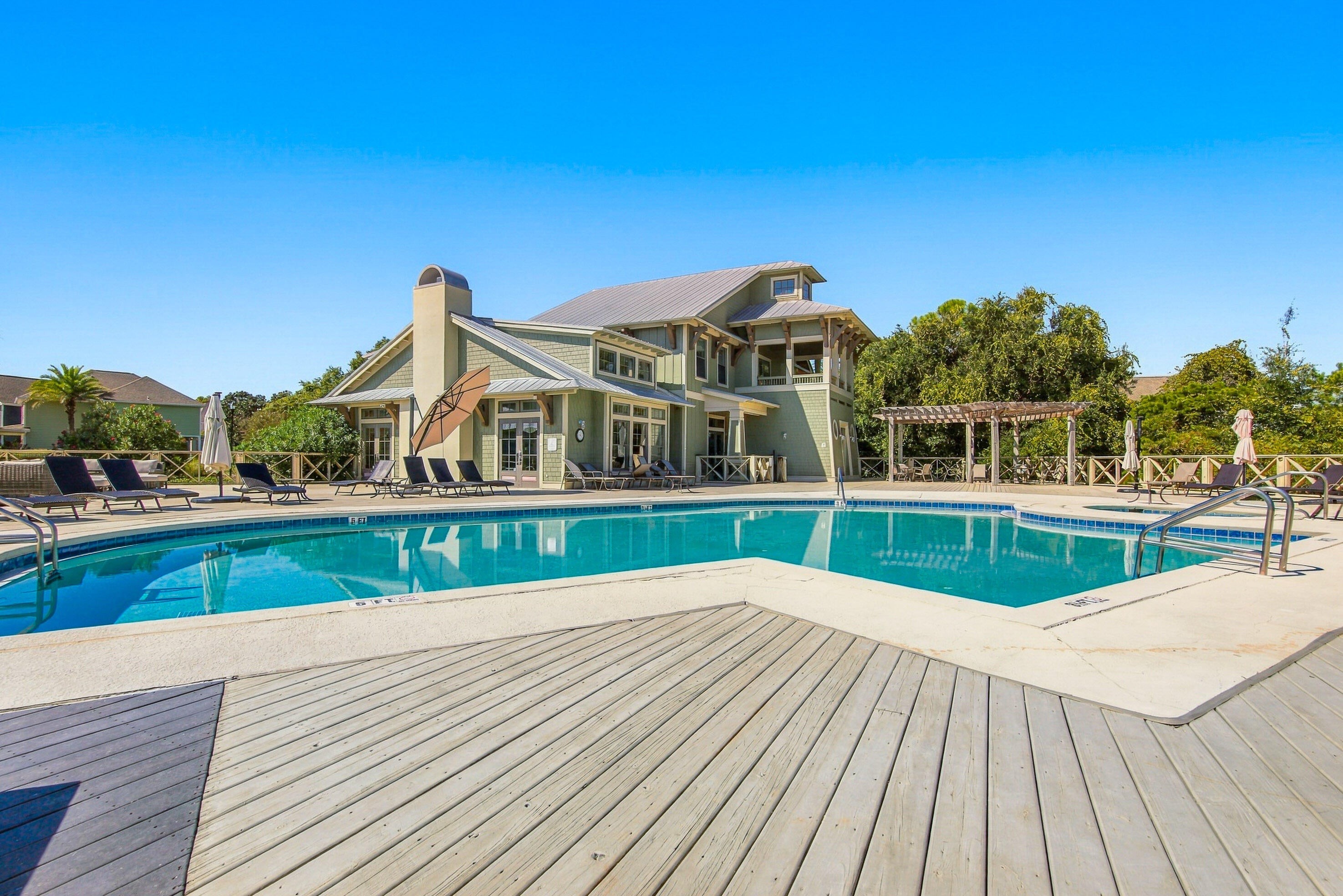 TURTLE COVE - Residential