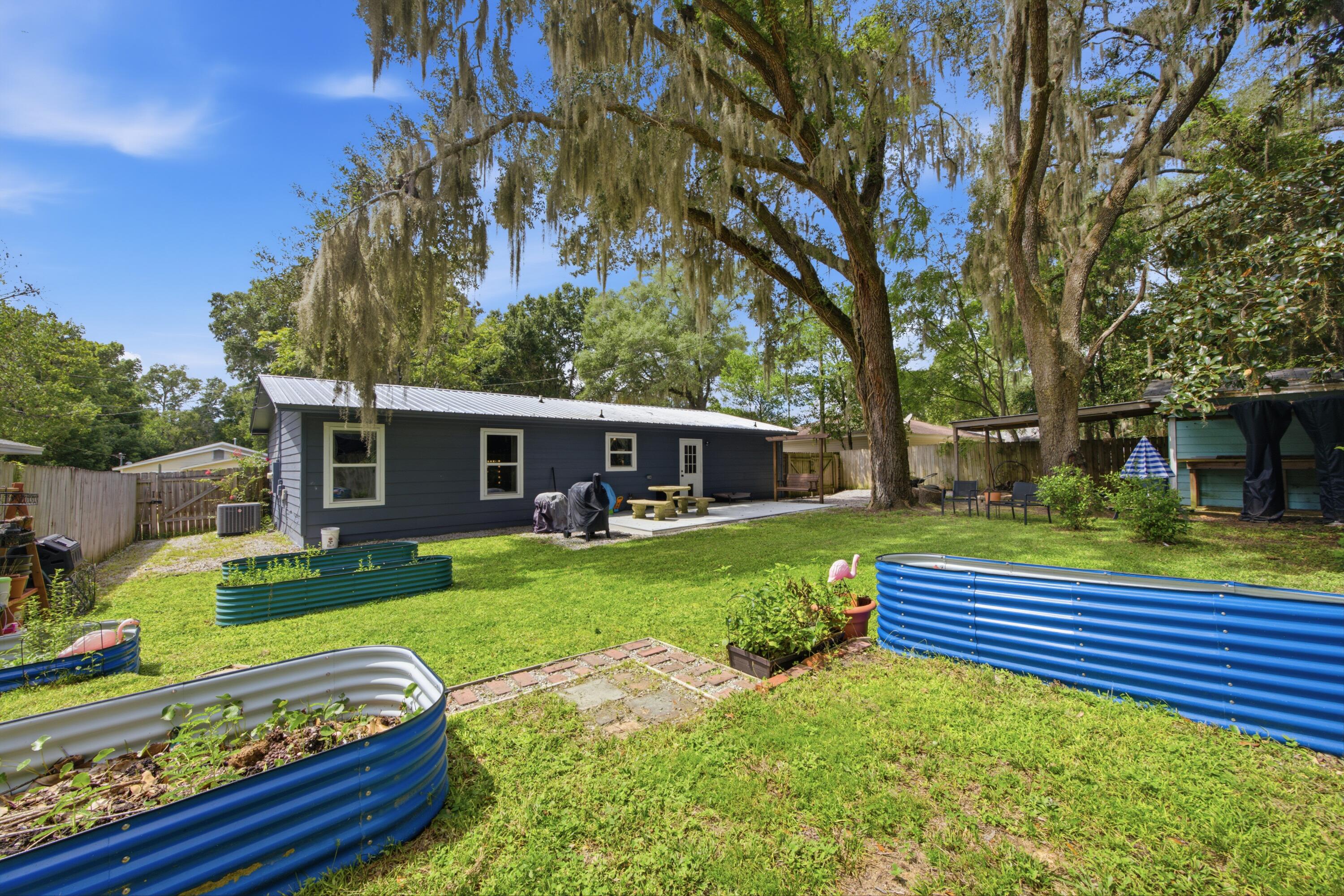 NATHEY ESTATES - Residential