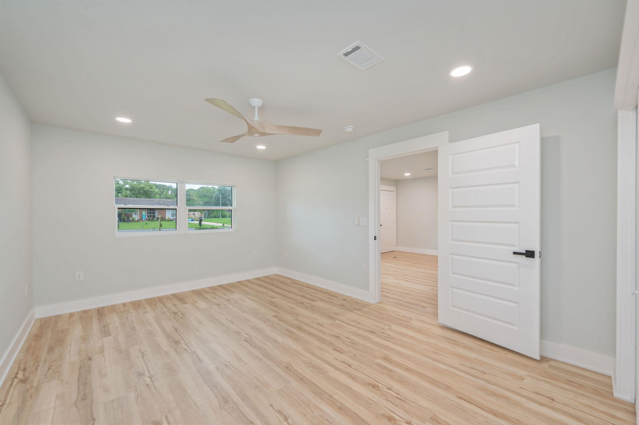 PORT DIXIE S1/2 OF LOTS 12 13, 14-BLK - Residential