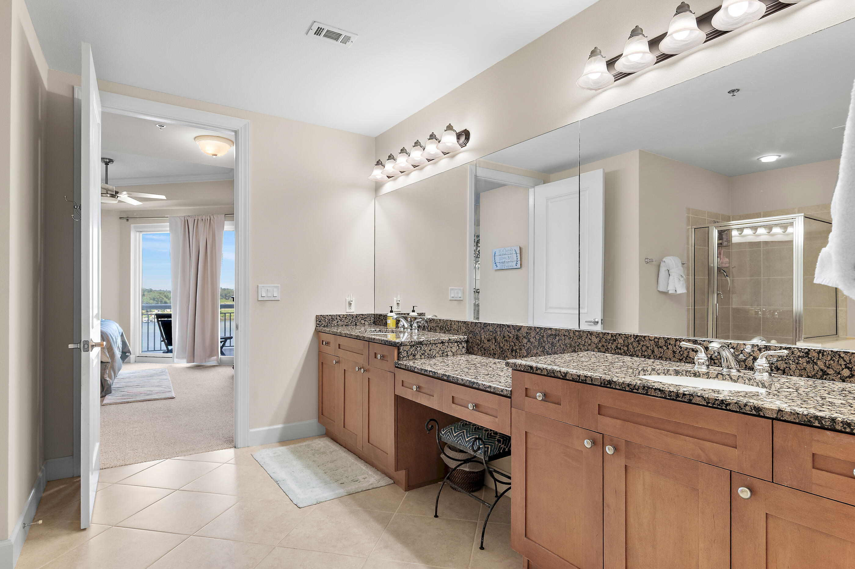 HARBOR LANDING - Residential
