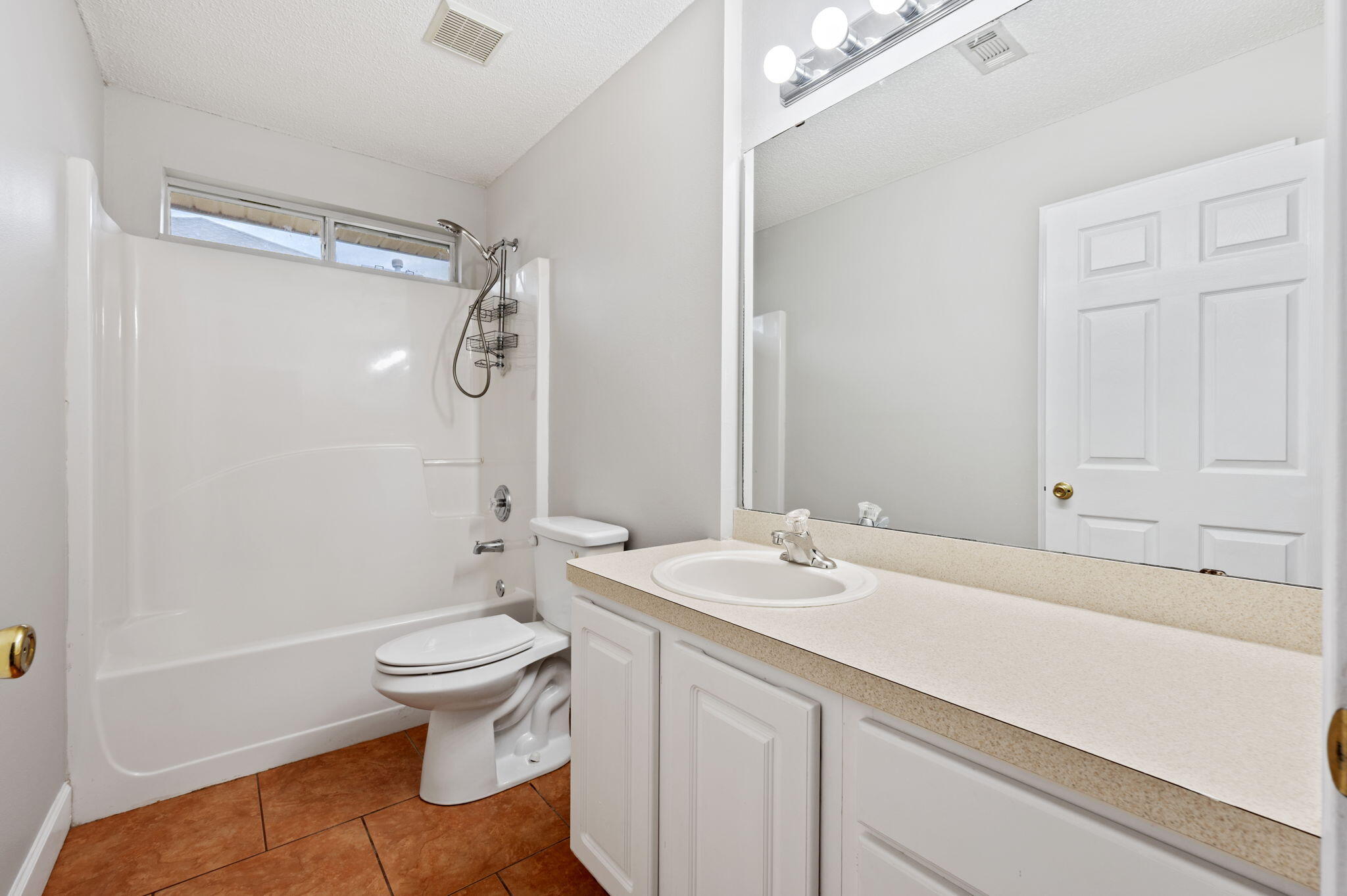 BROOKE ESTATES PH I - Residential