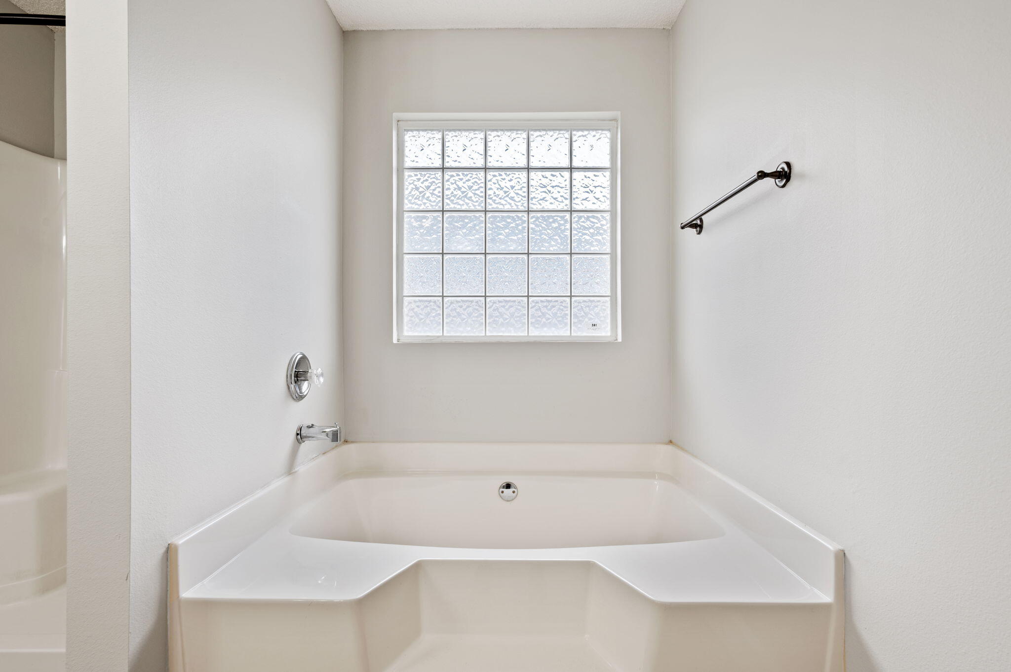 BROOKE ESTATES PH I - Residential