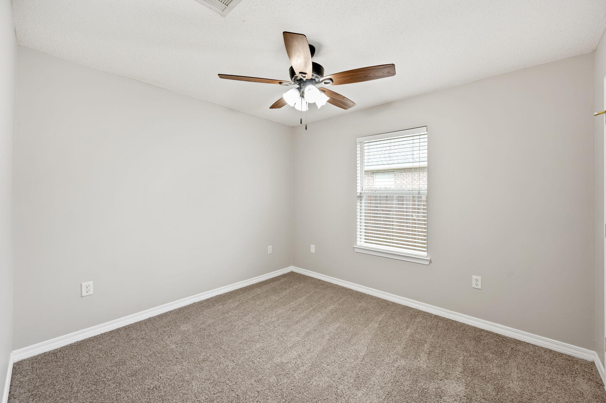 BROOKE ESTATES PH I - Residential