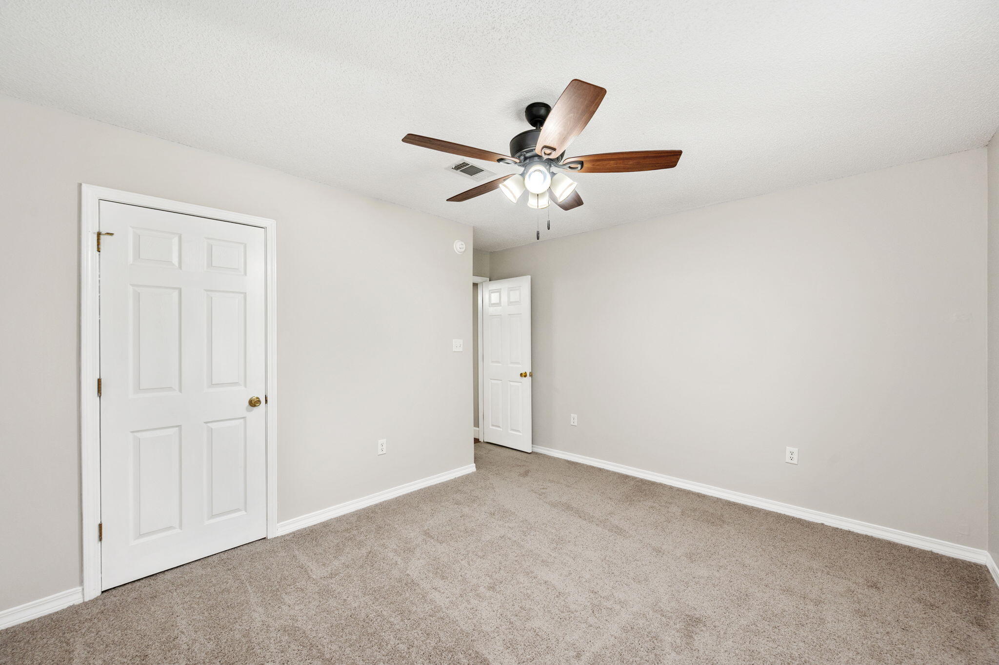 BROOKE ESTATES PH I - Residential
