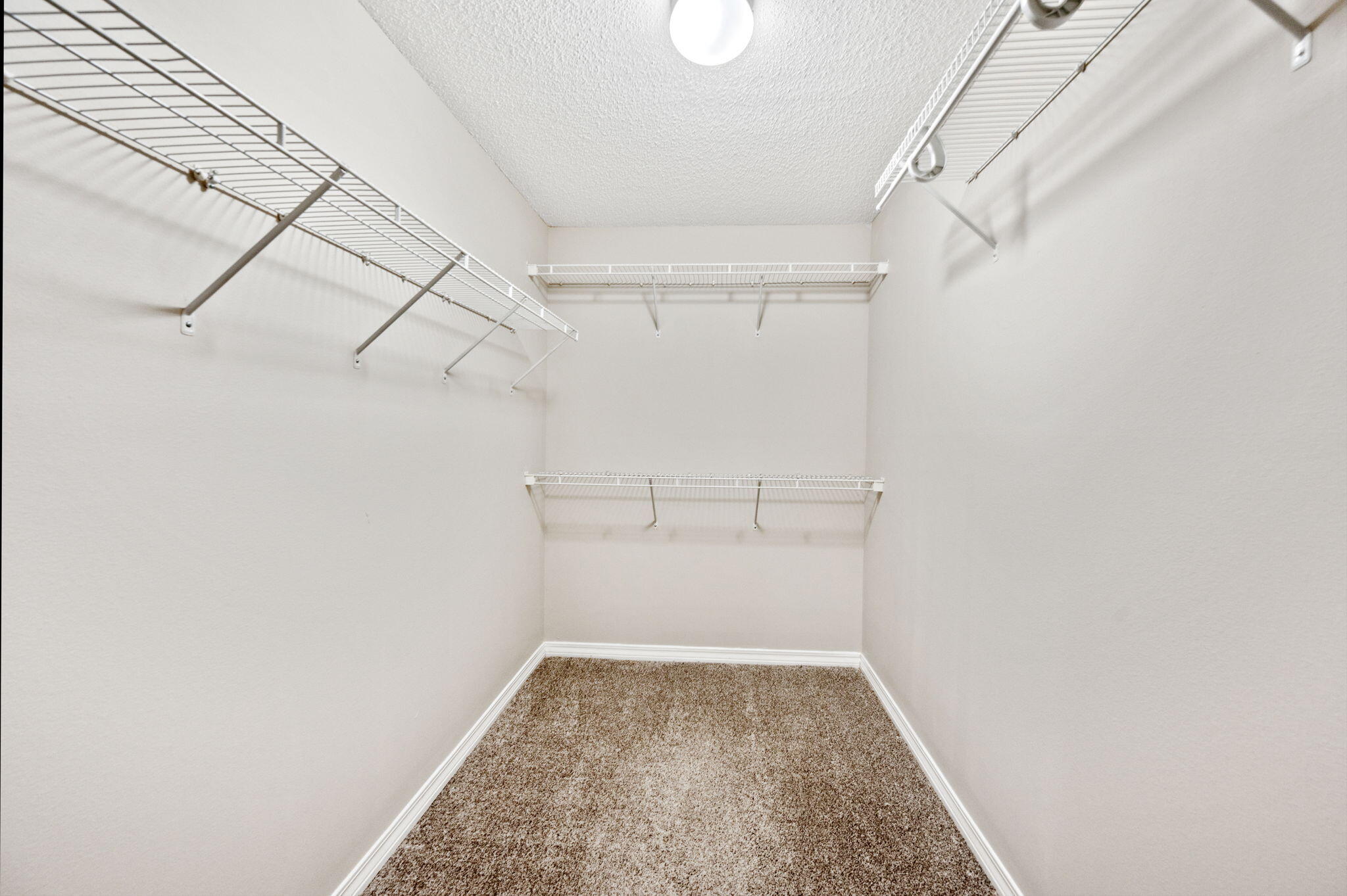 BROOKE ESTATES PH I - Residential