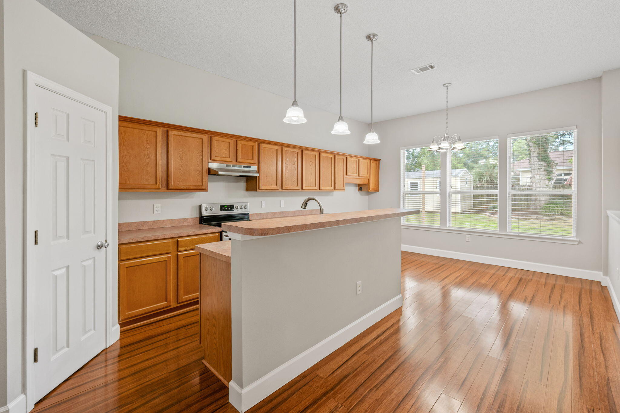 BROOKE ESTATES PH I - Residential