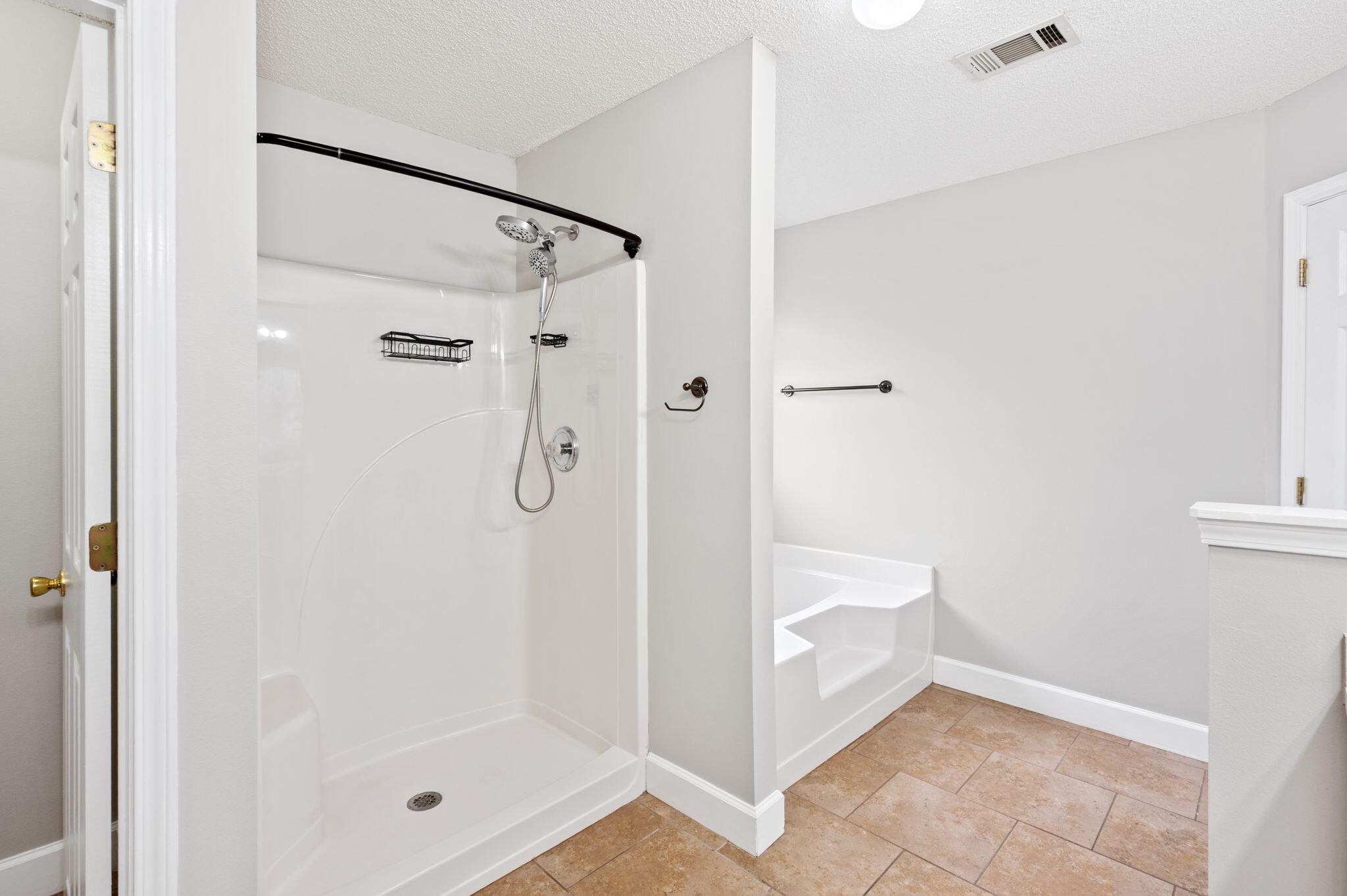 BROOKE ESTATES PH I - Residential