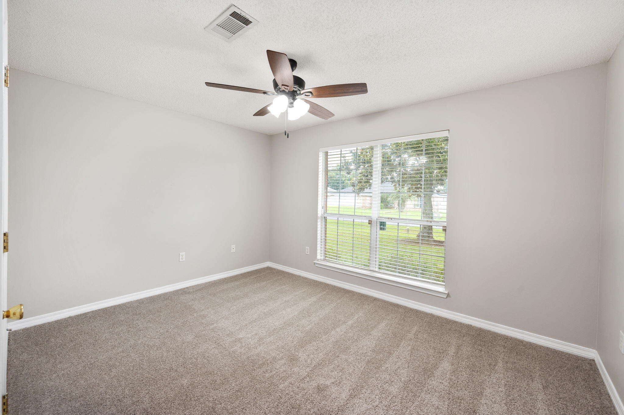 BROOKE ESTATES PH I - Residential