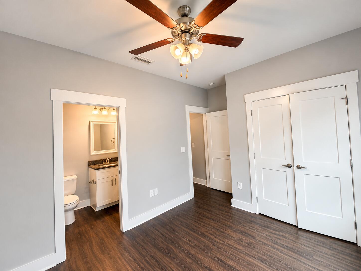 VERANDAS AT FREEPORT - Residential Lease