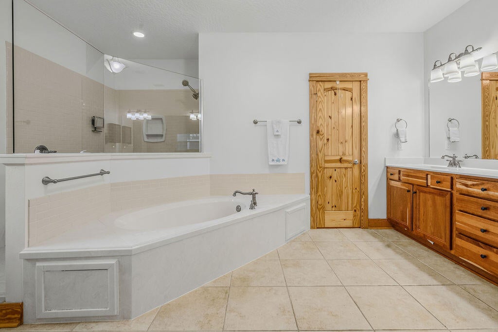 OLDE CAMP WALTON KNOLL - Residential