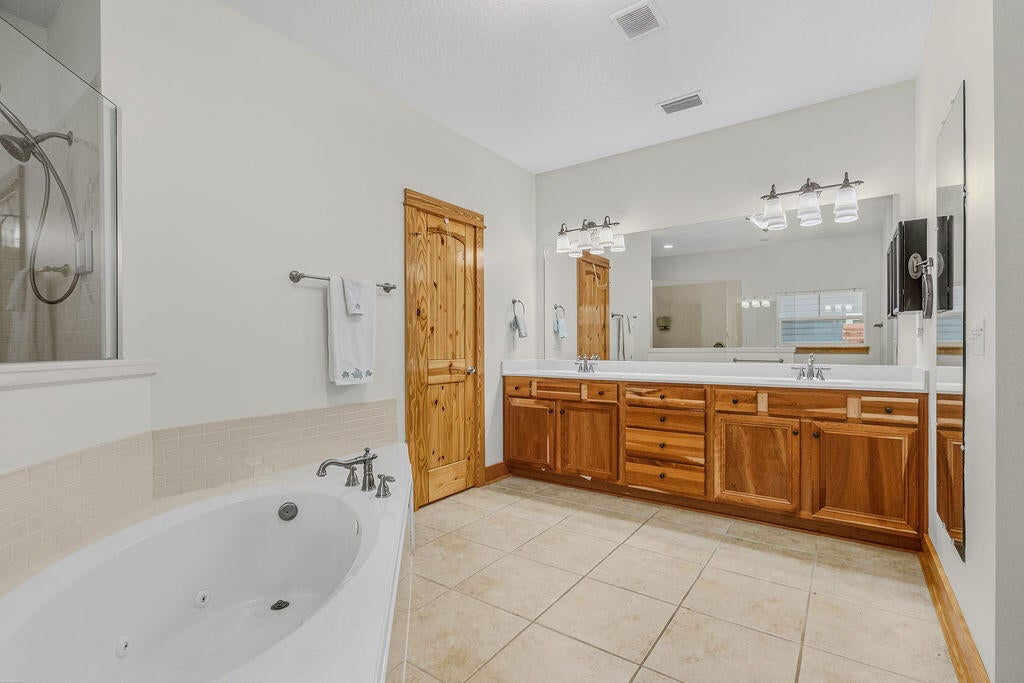 OLDE CAMP WALTON KNOLL - Residential