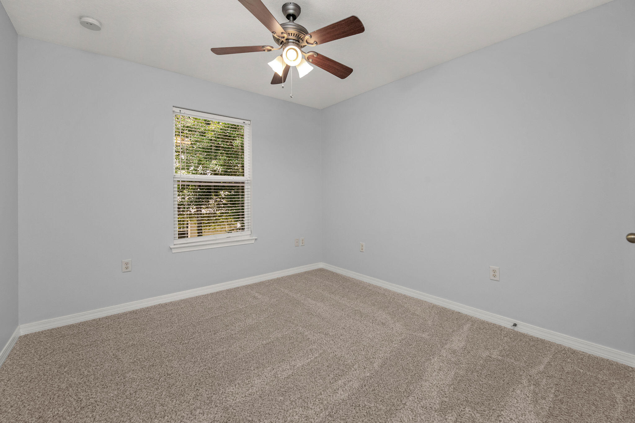 MORRIS ADDN TO CRESTVIEW - Residential