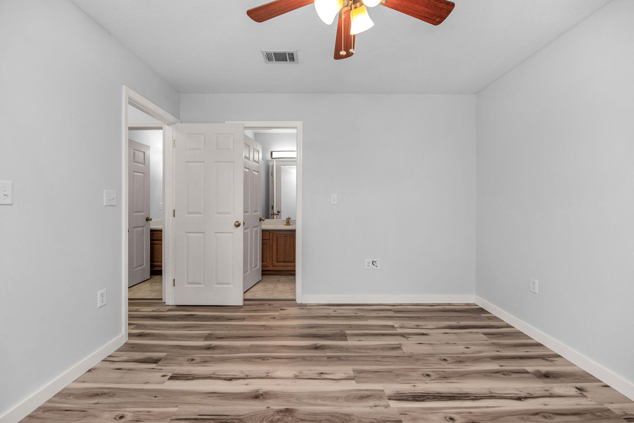 MORRIS ADDN TO CRESTVIEW - Residential