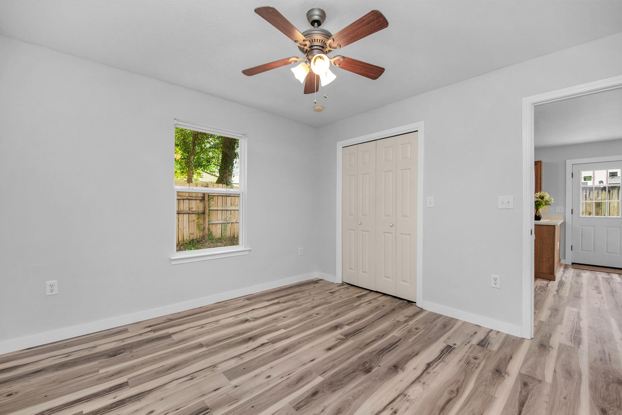 MORRIS ADDN TO CRESTVIEW - Residential