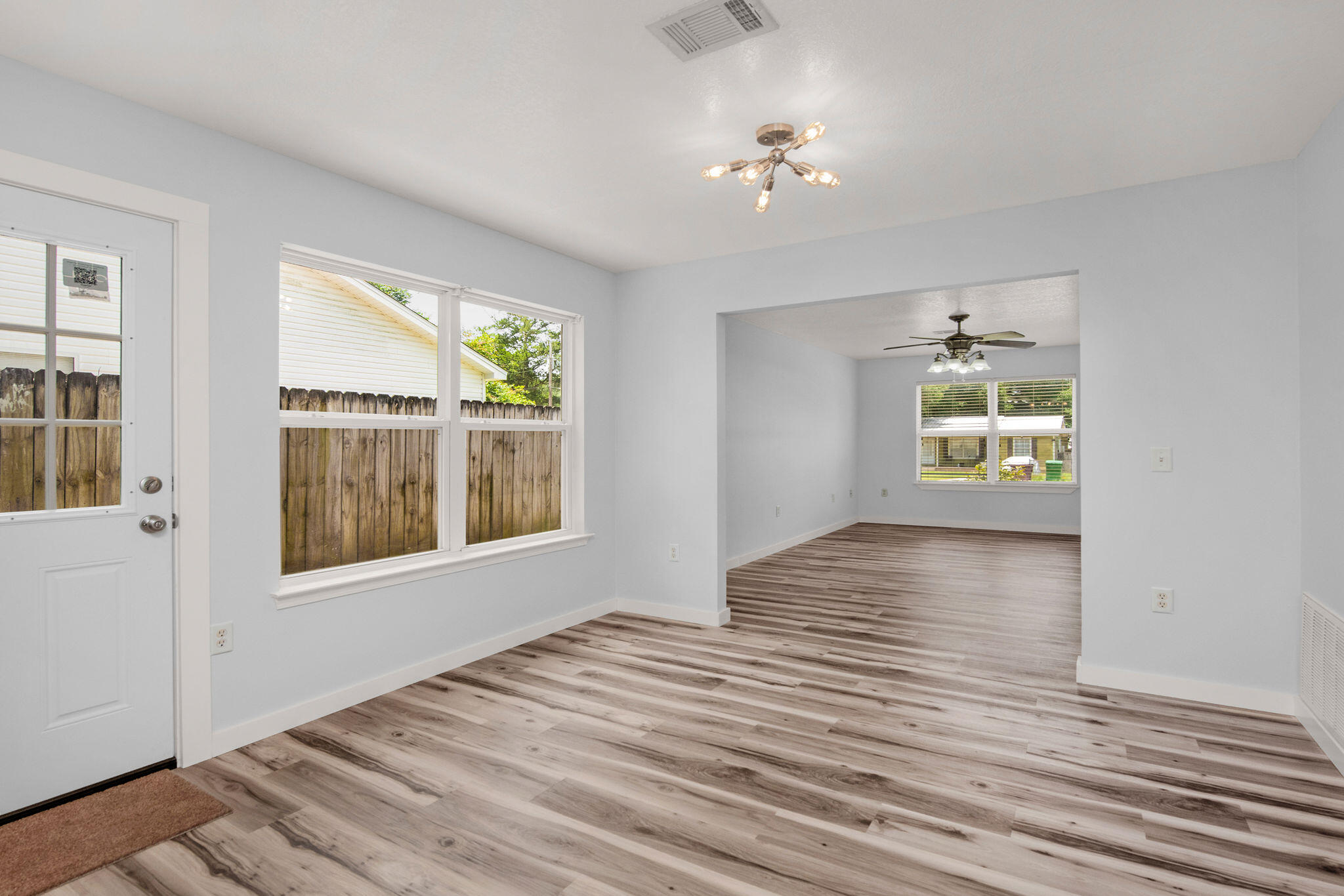 MORRIS ADDN TO CRESTVIEW - Residential