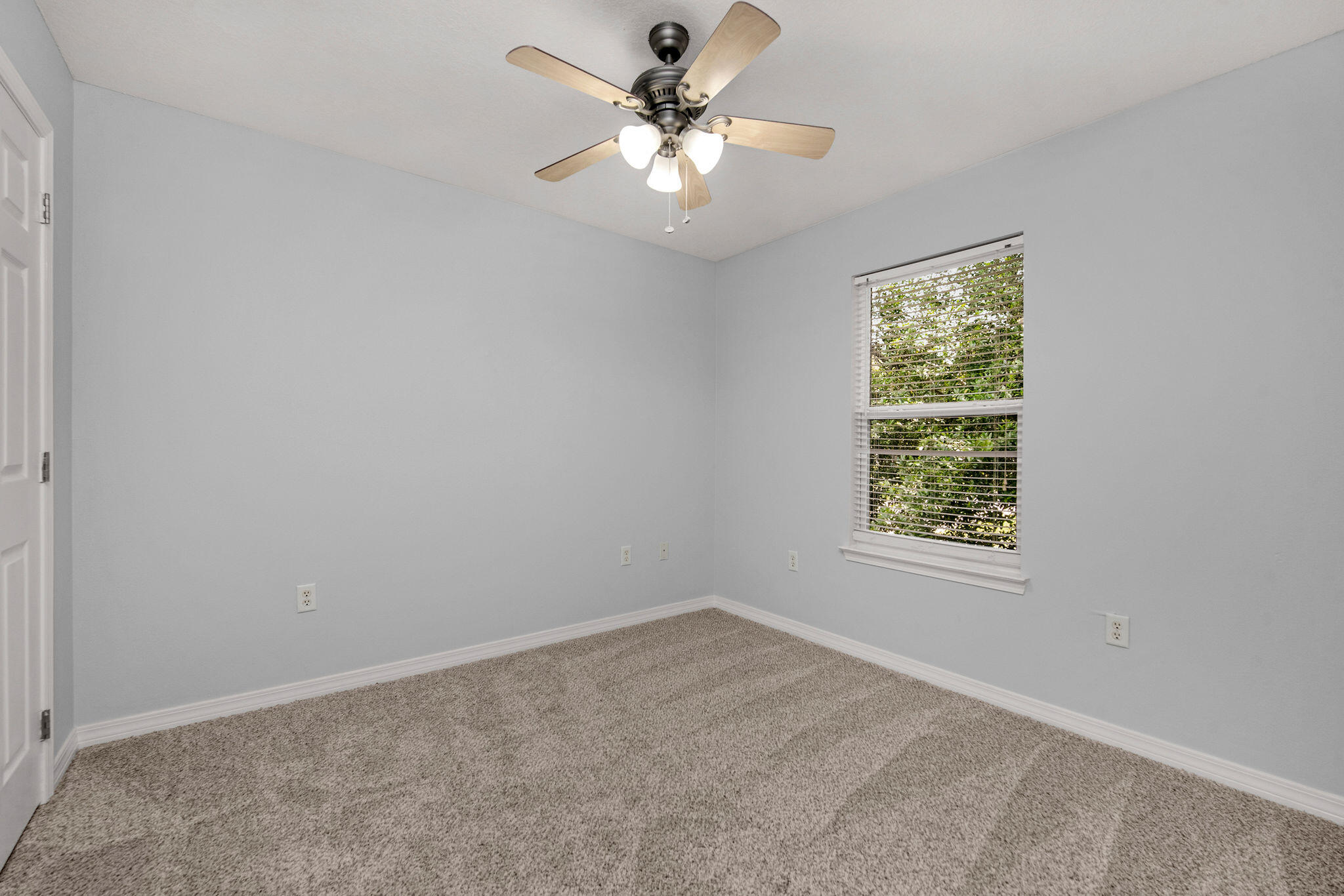 MORRIS ADDN TO CRESTVIEW - Residential
