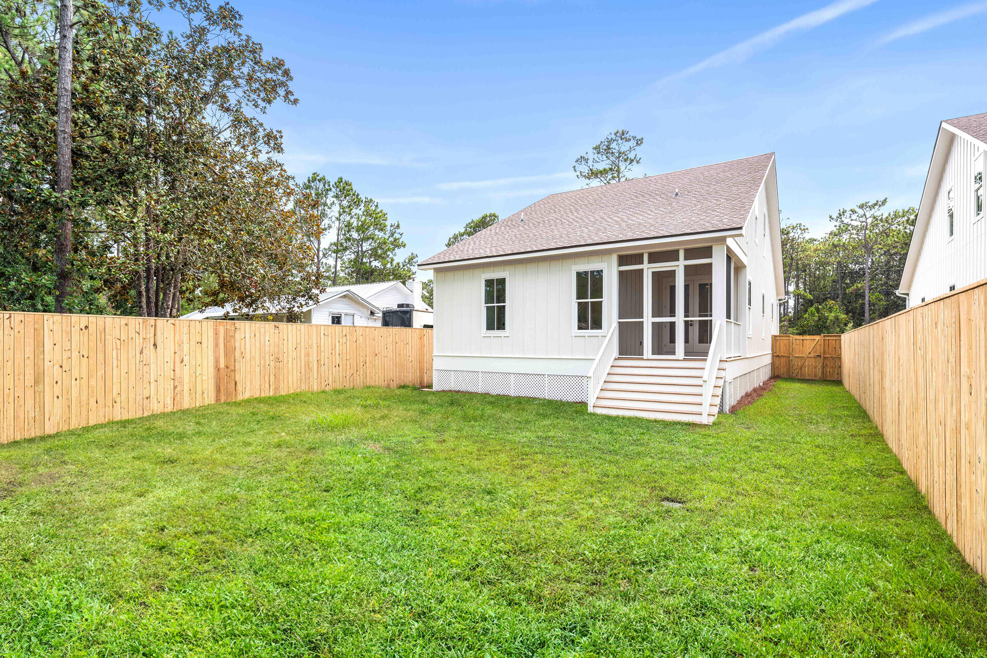 TOWN OF SANTA ROSA - Residential