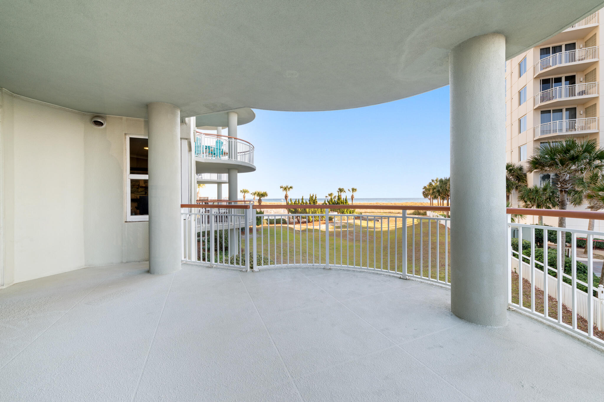 BEACH COLONY RESORT - Residential
