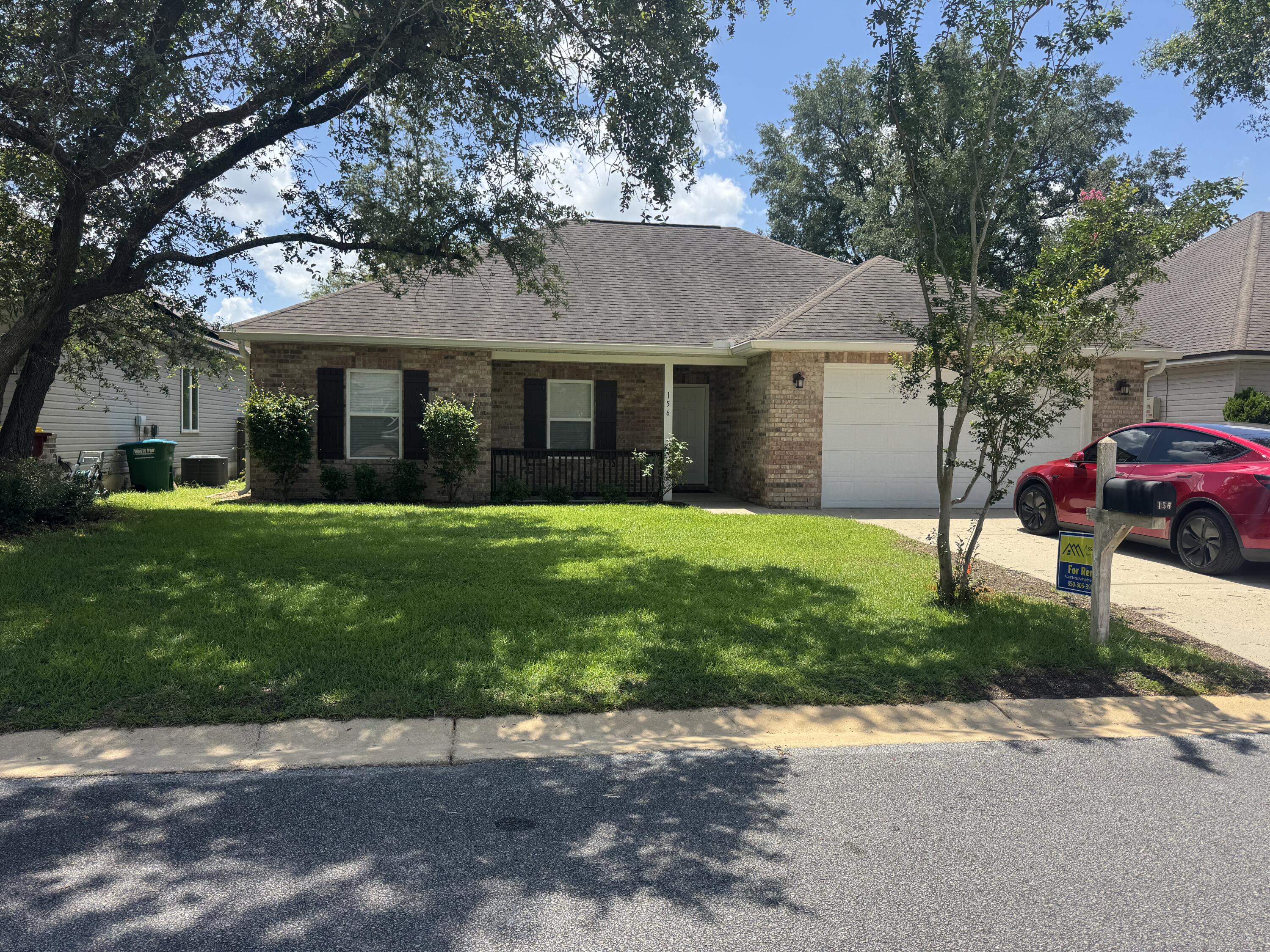HERITAGE MANOR - Residential Lease