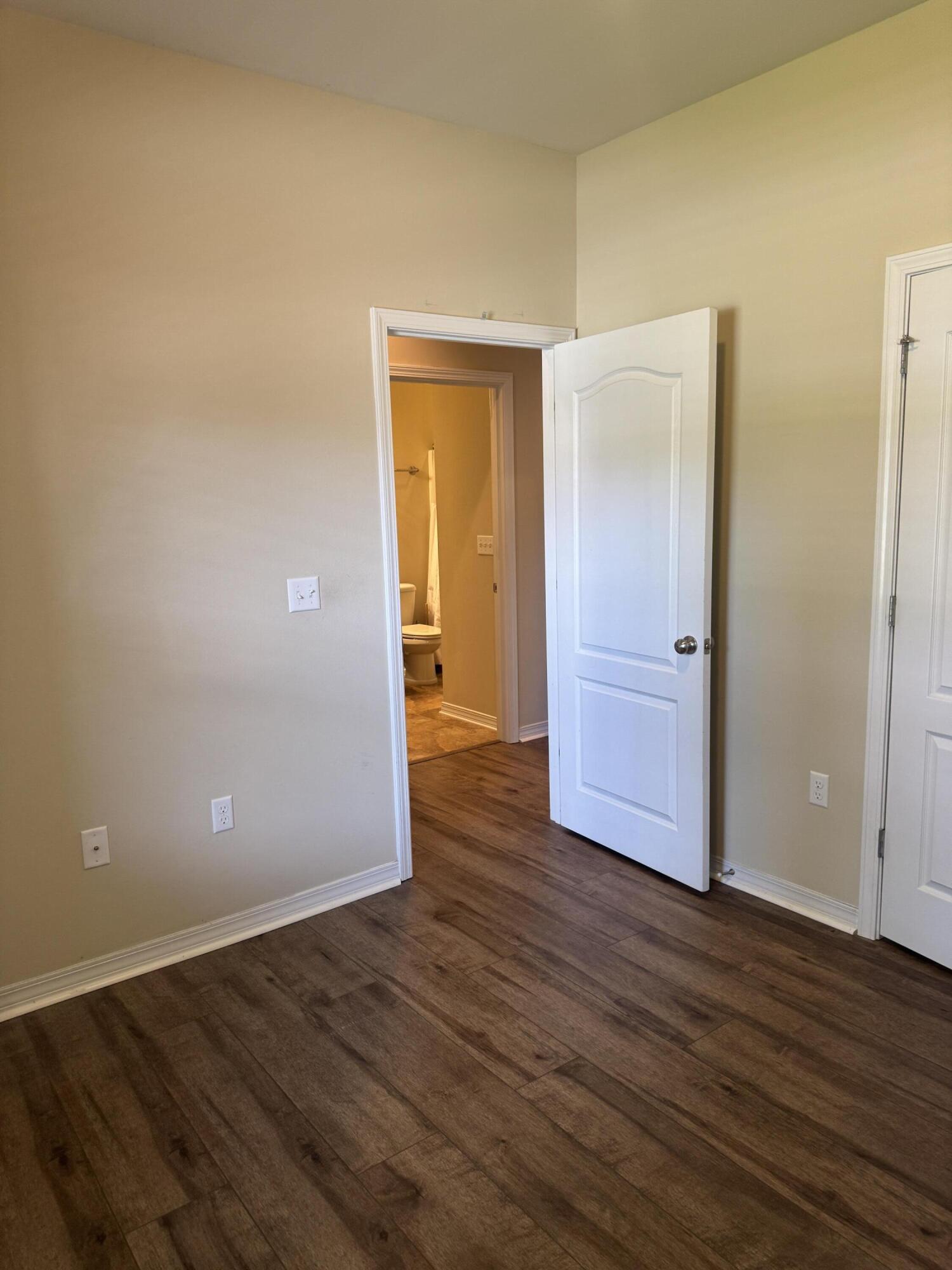 HERITAGE MANOR - Residential Lease