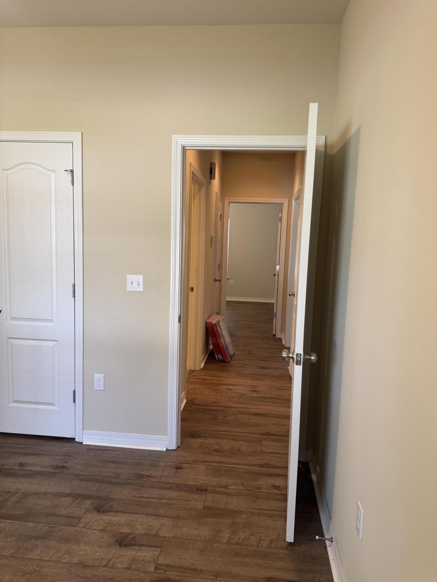 HERITAGE MANOR - Residential Lease