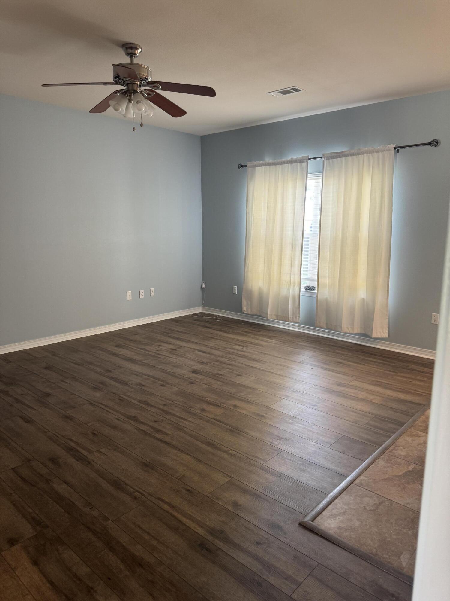 HERITAGE MANOR - Residential Lease