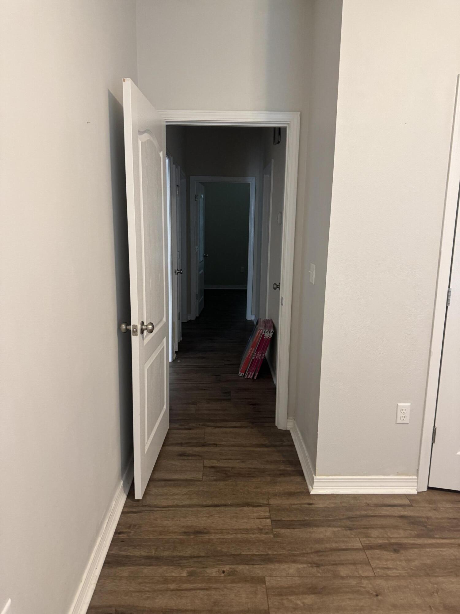 HERITAGE MANOR - Residential Lease