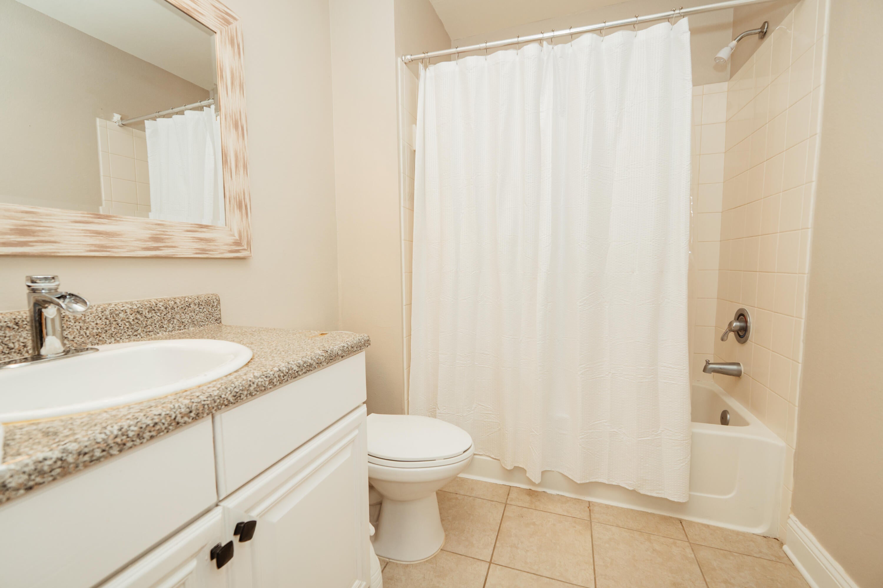 EAGLES LANDING S/D - Residential Lease