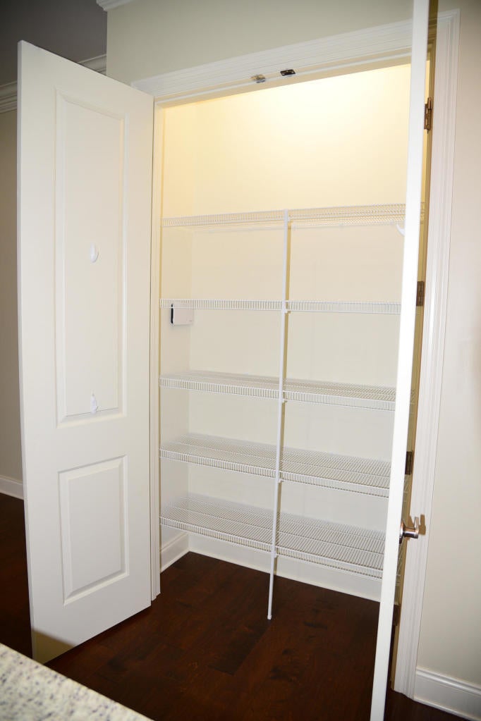 MAGNOLIA WOODS - Residential Lease