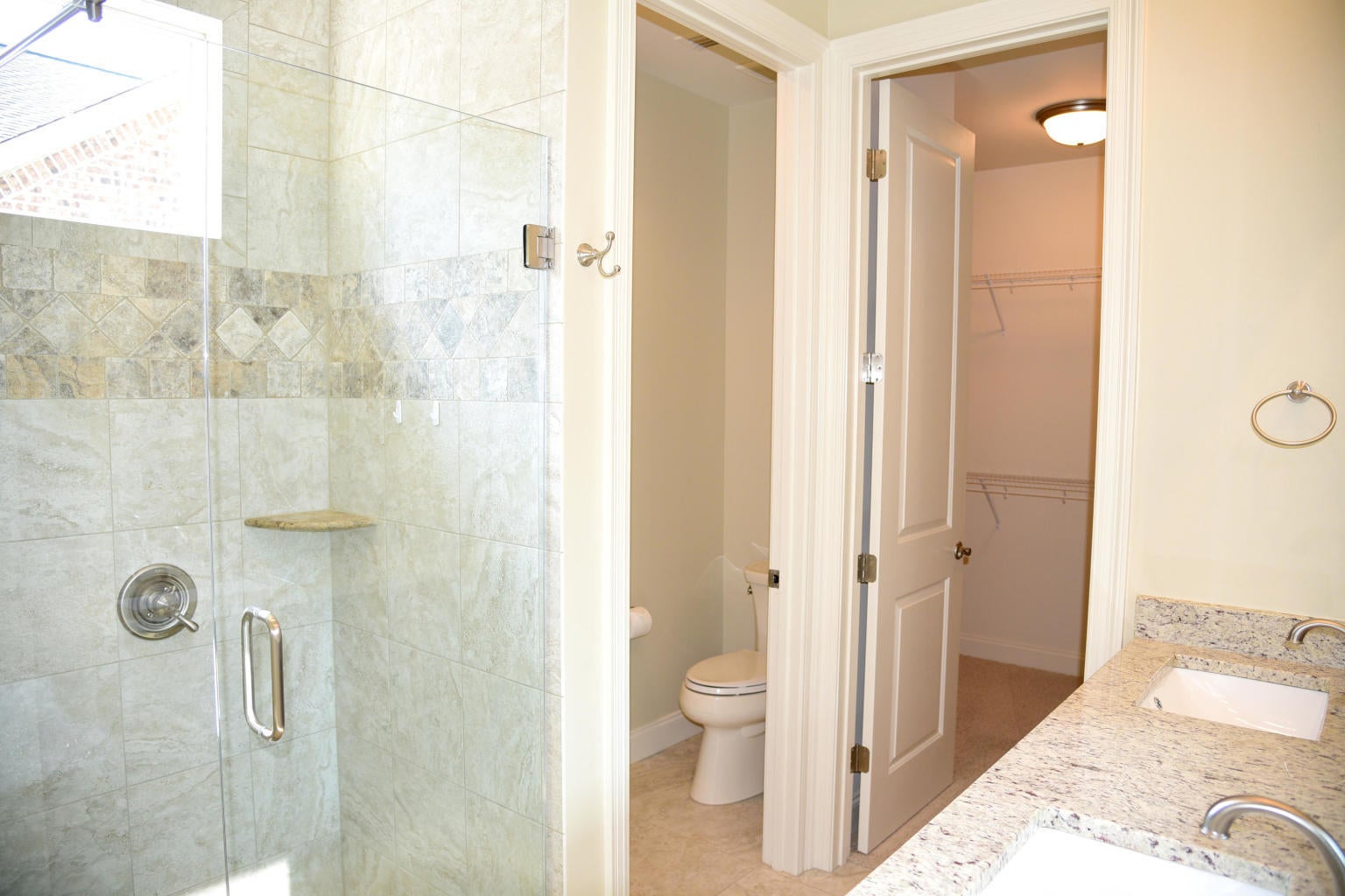 MAGNOLIA WOODS - Residential Lease