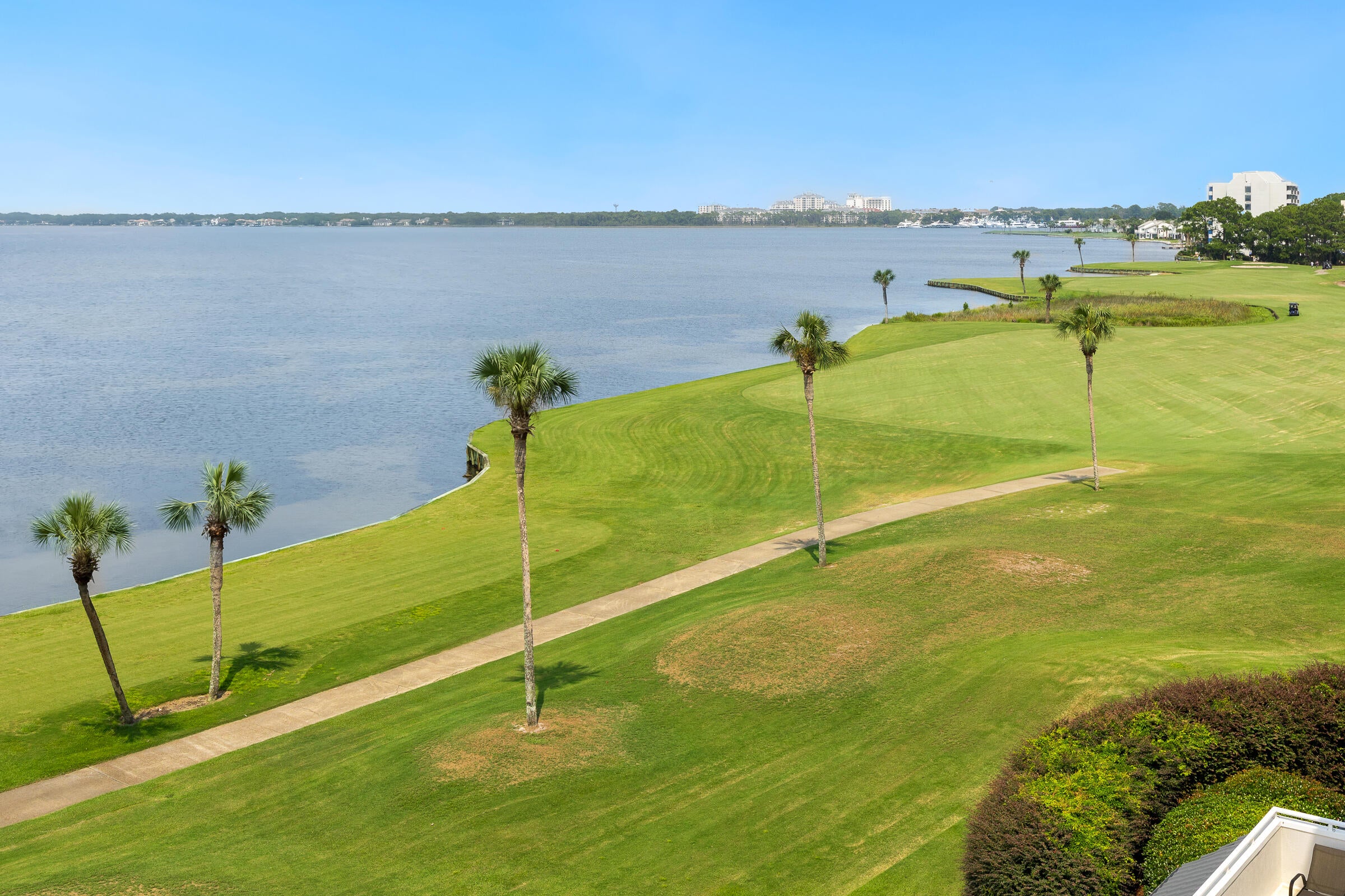 PLAYERS CLUB AT SANDESTIN - Residential