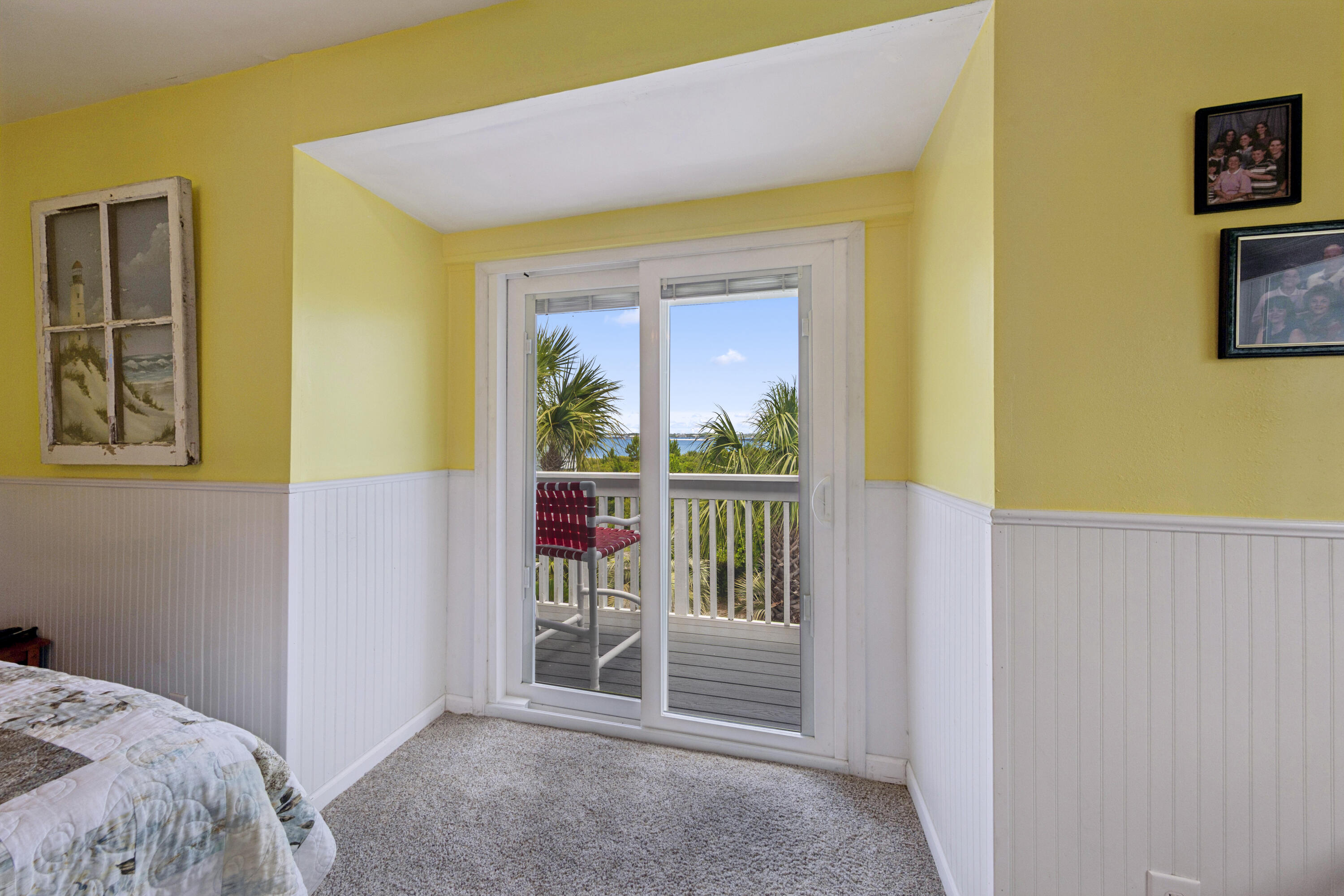 SANDCASTLE BEACH HOMES - Residential