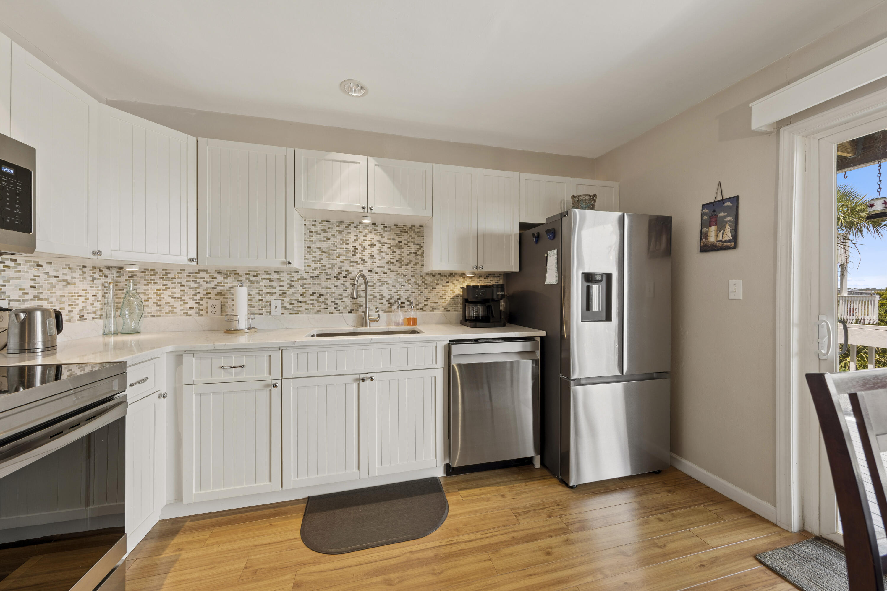 SANDCASTLE BEACH HOMES - Residential