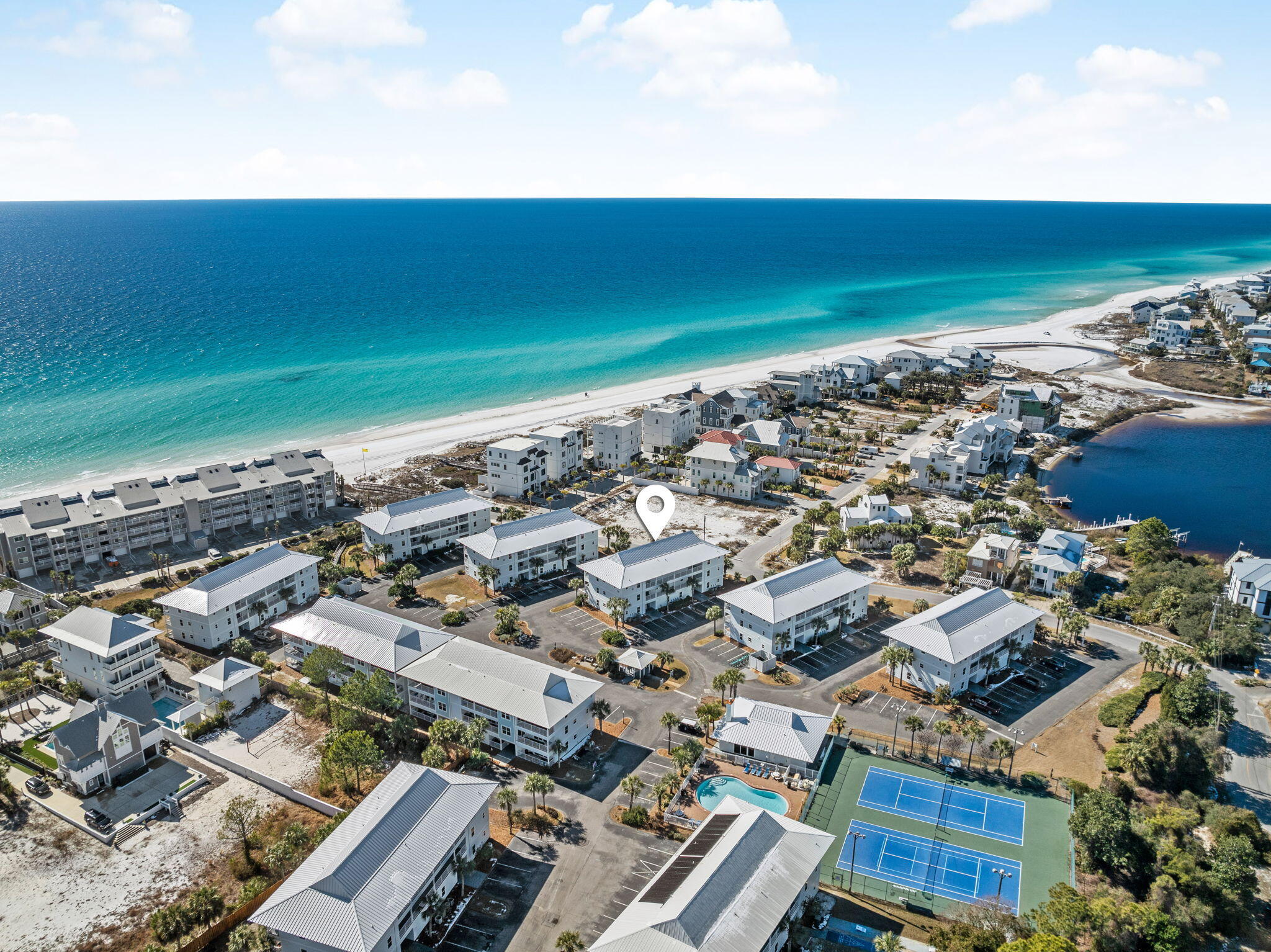 BEACHSIDE VILLAS CONDO - Residential