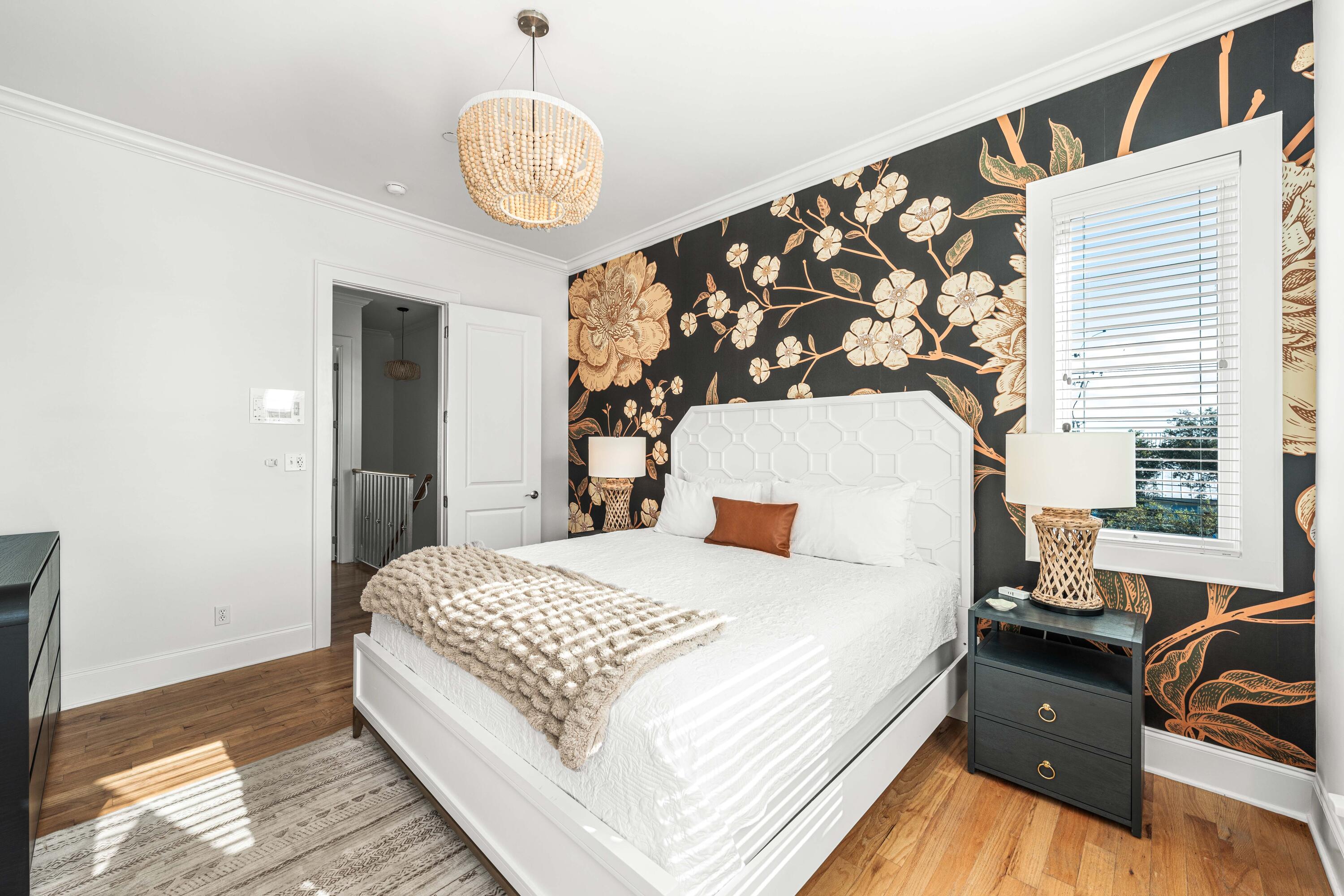 SUMMER PLACE - Residential
