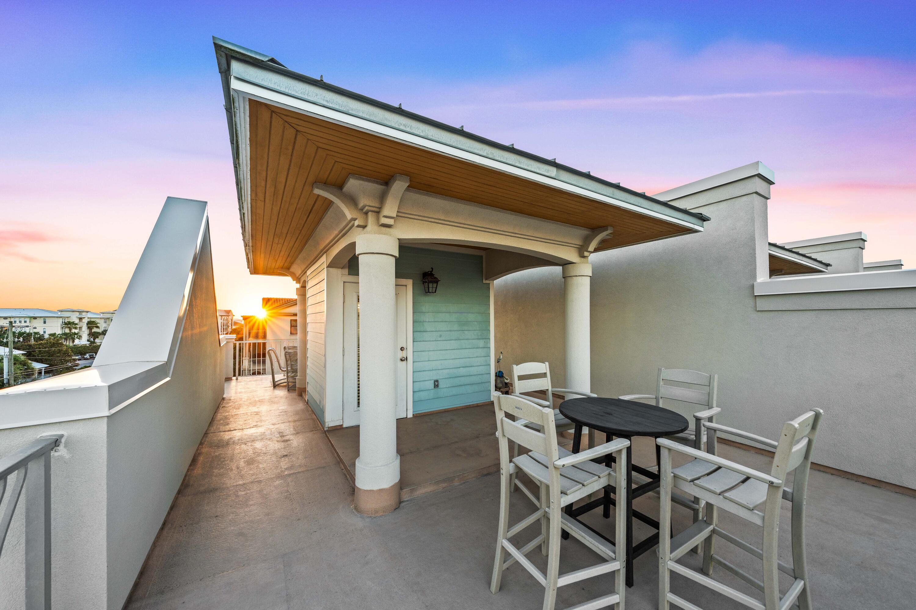 SUMMER PLACE - Residential