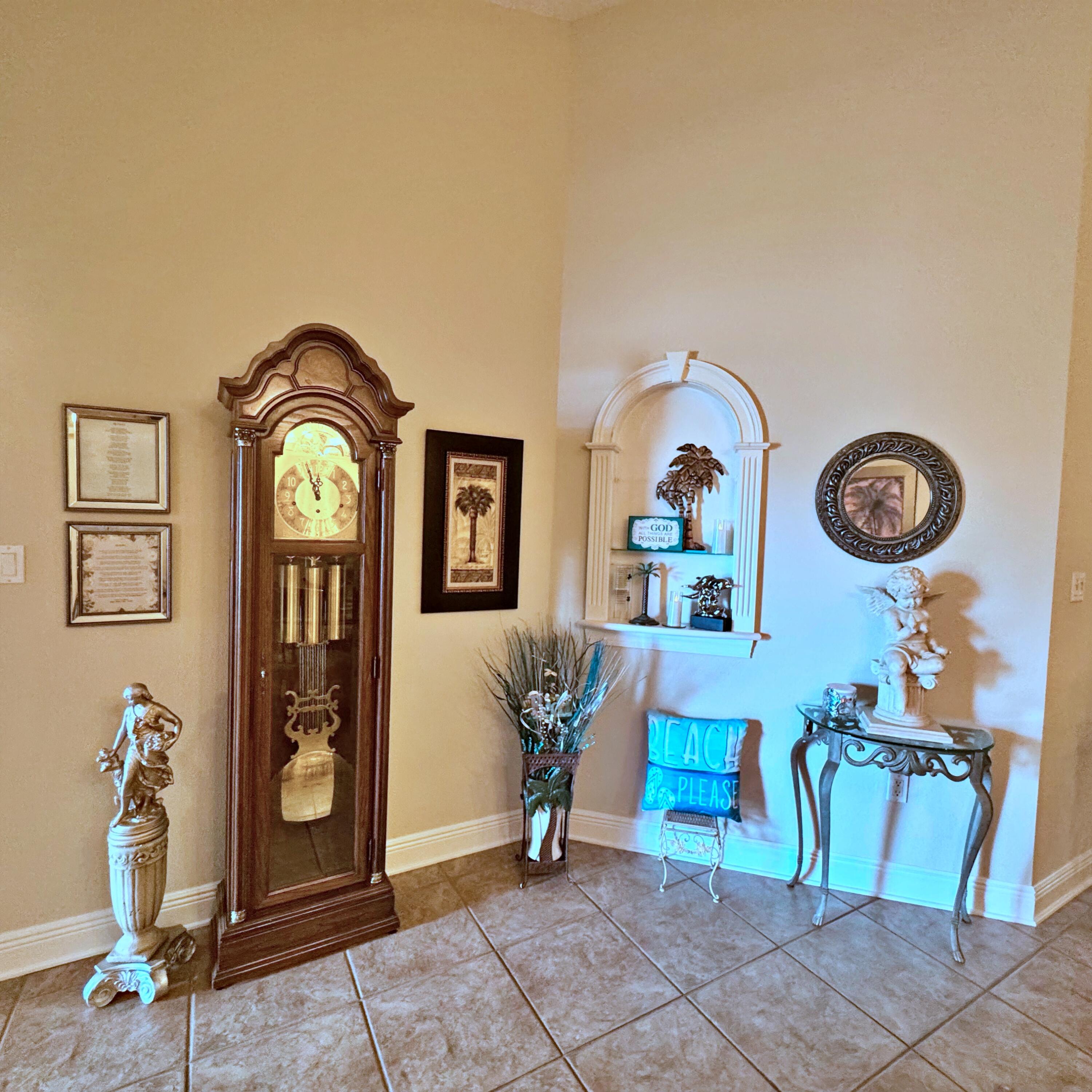DIAMOND LAKES - Residential