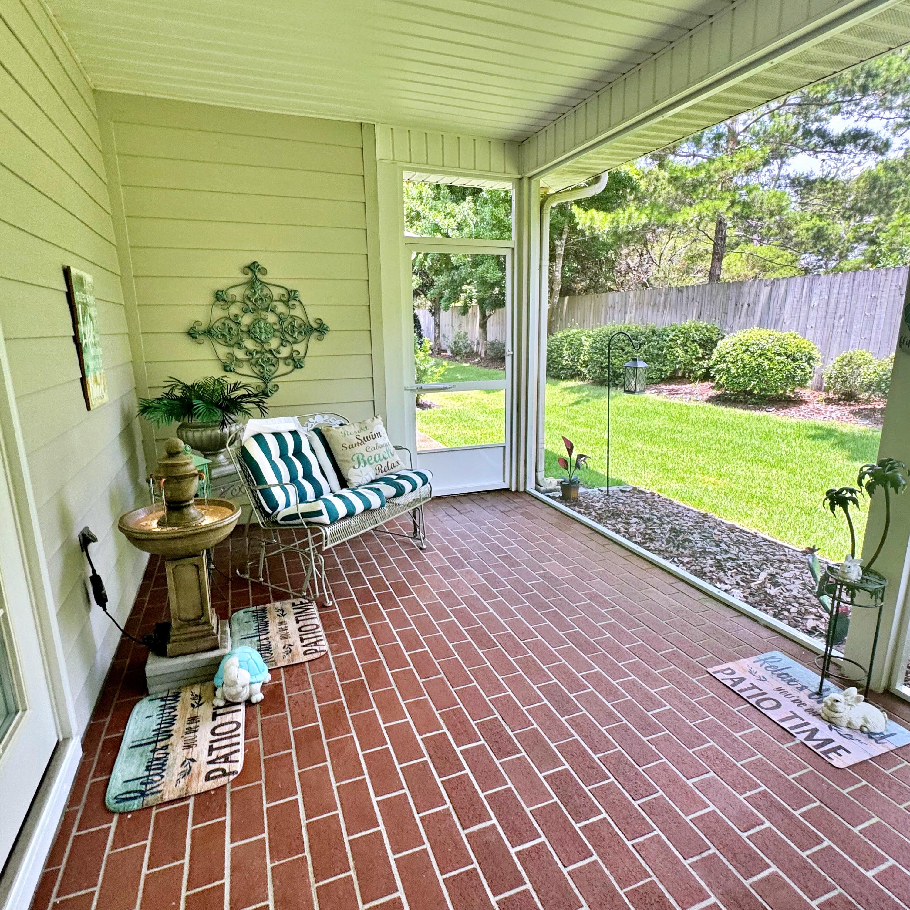 DIAMOND LAKES - Residential