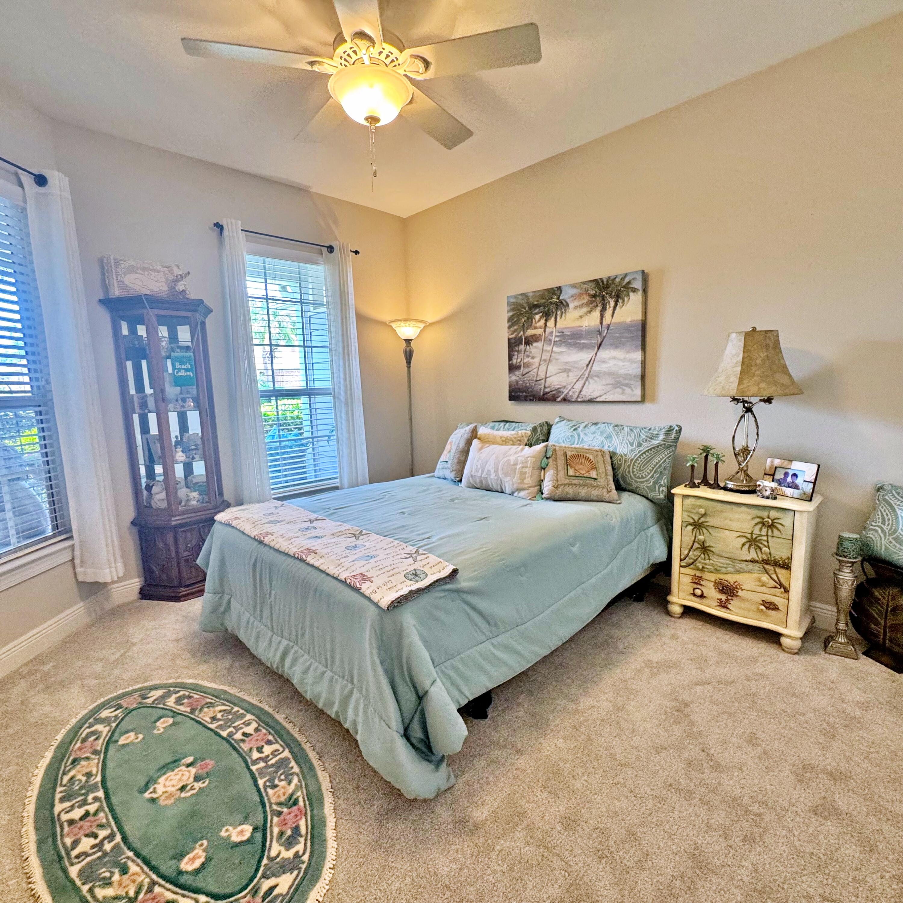 DIAMOND LAKES - Residential