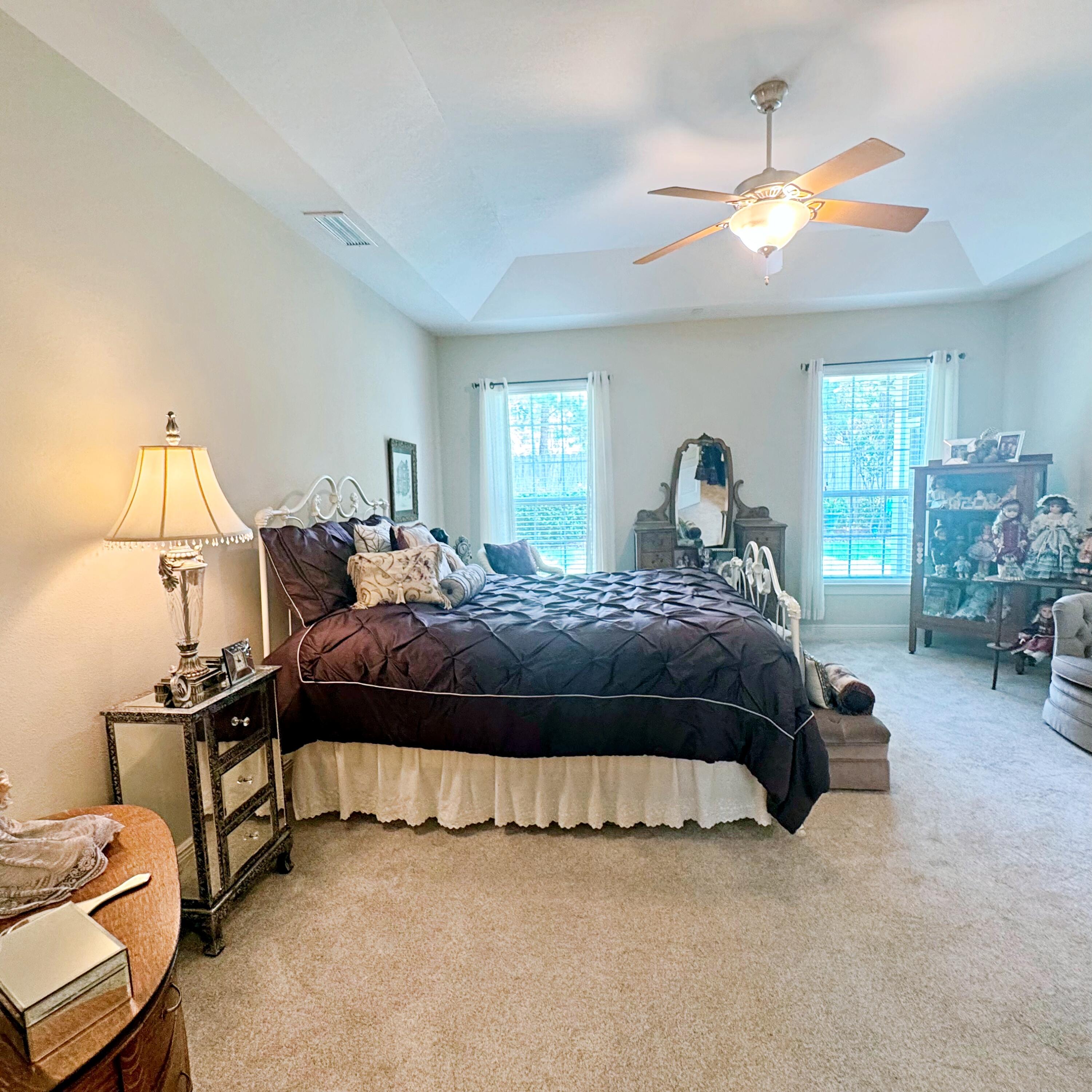 DIAMOND LAKES - Residential