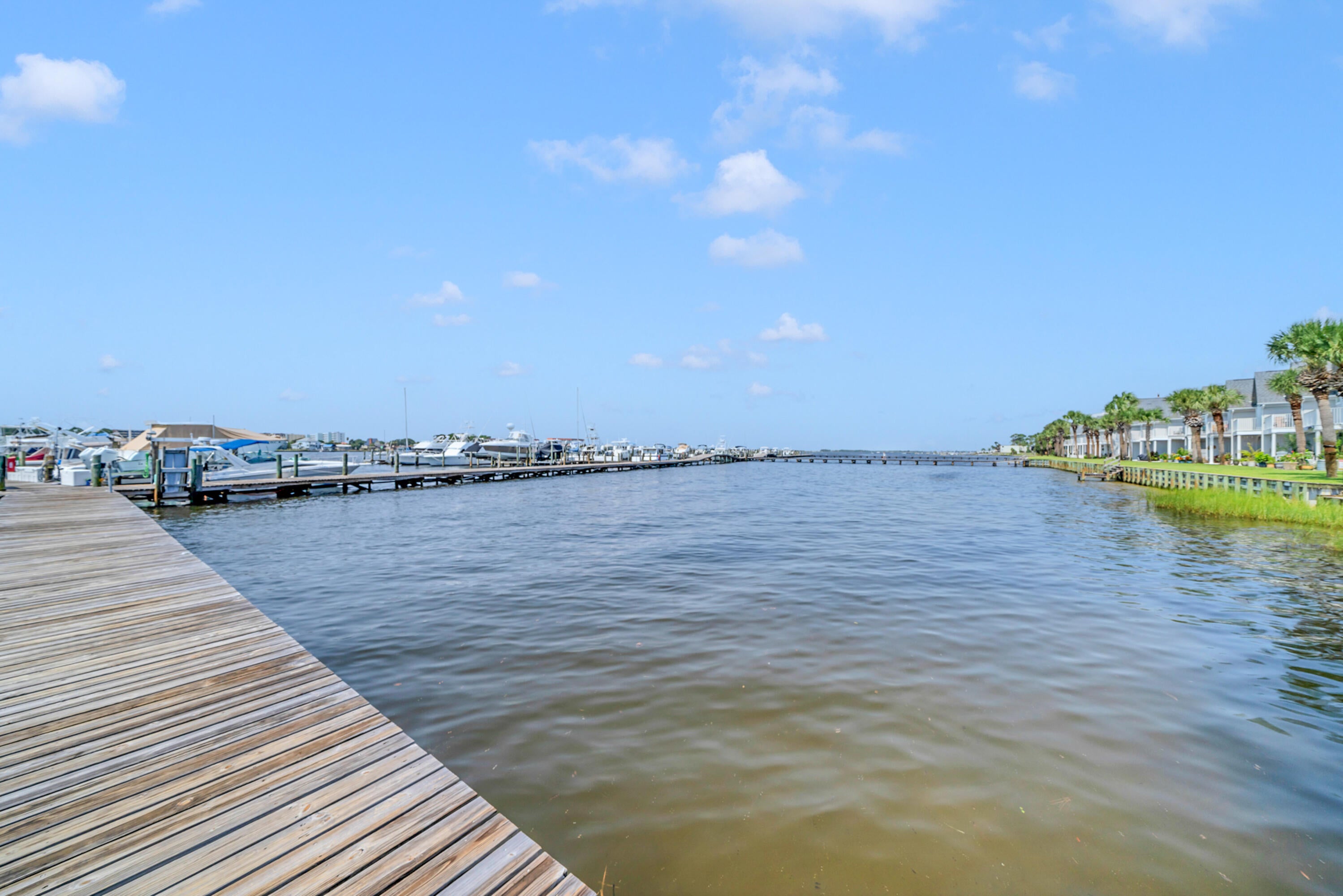 PIRATES BAY PH 1 - Residential