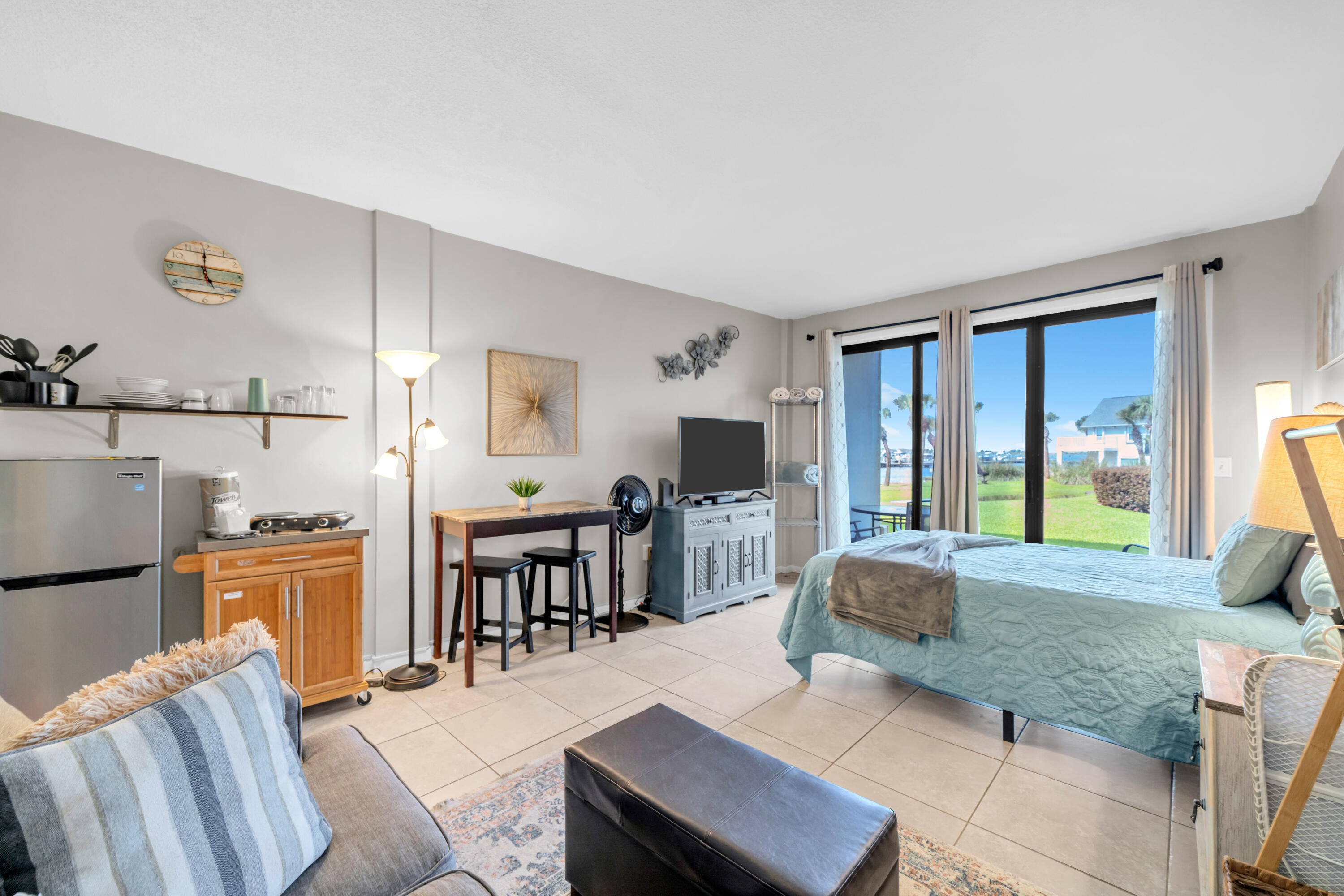 PIRATES BAY PH 1 - Residential