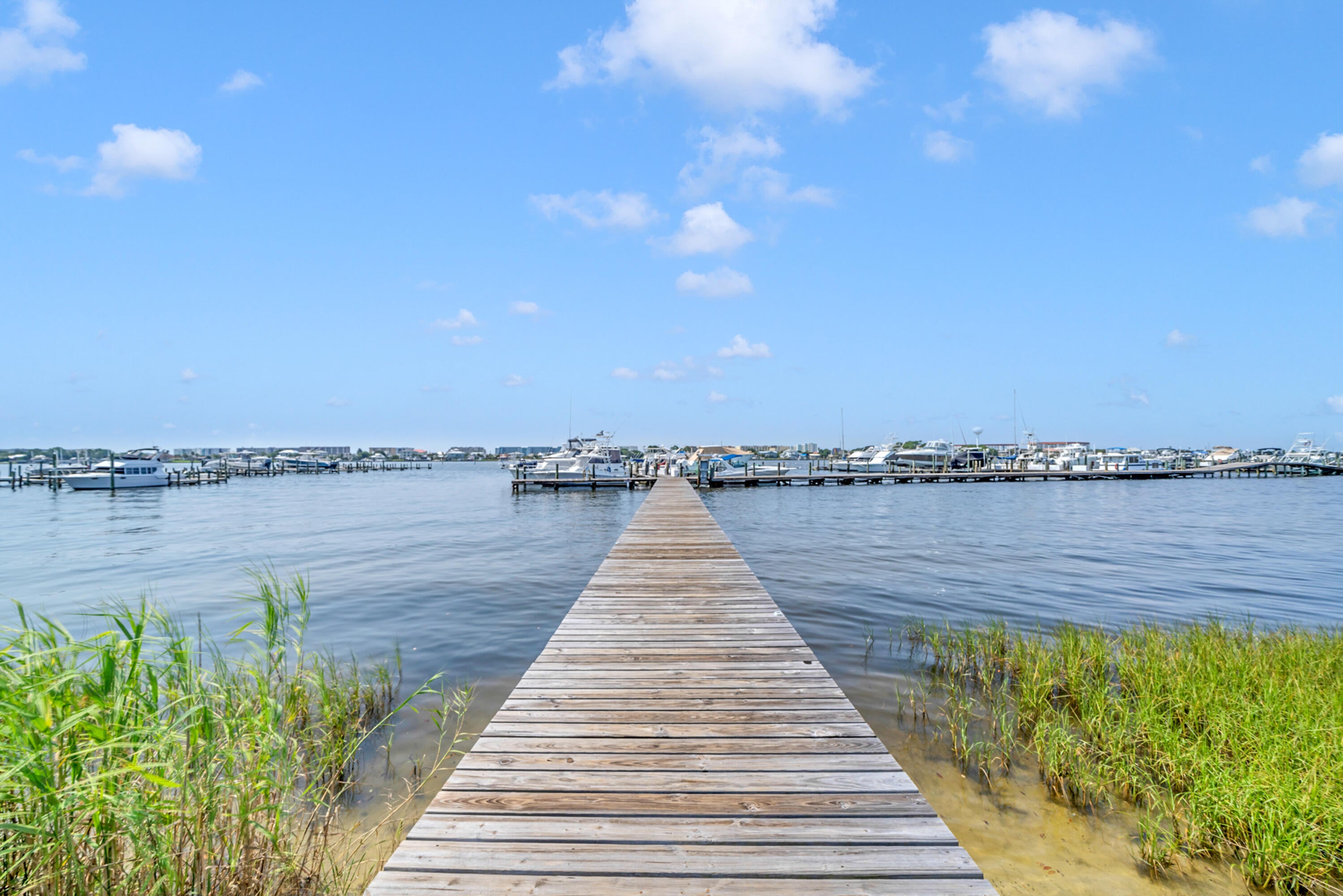 PIRATES BAY PH 1 - Residential