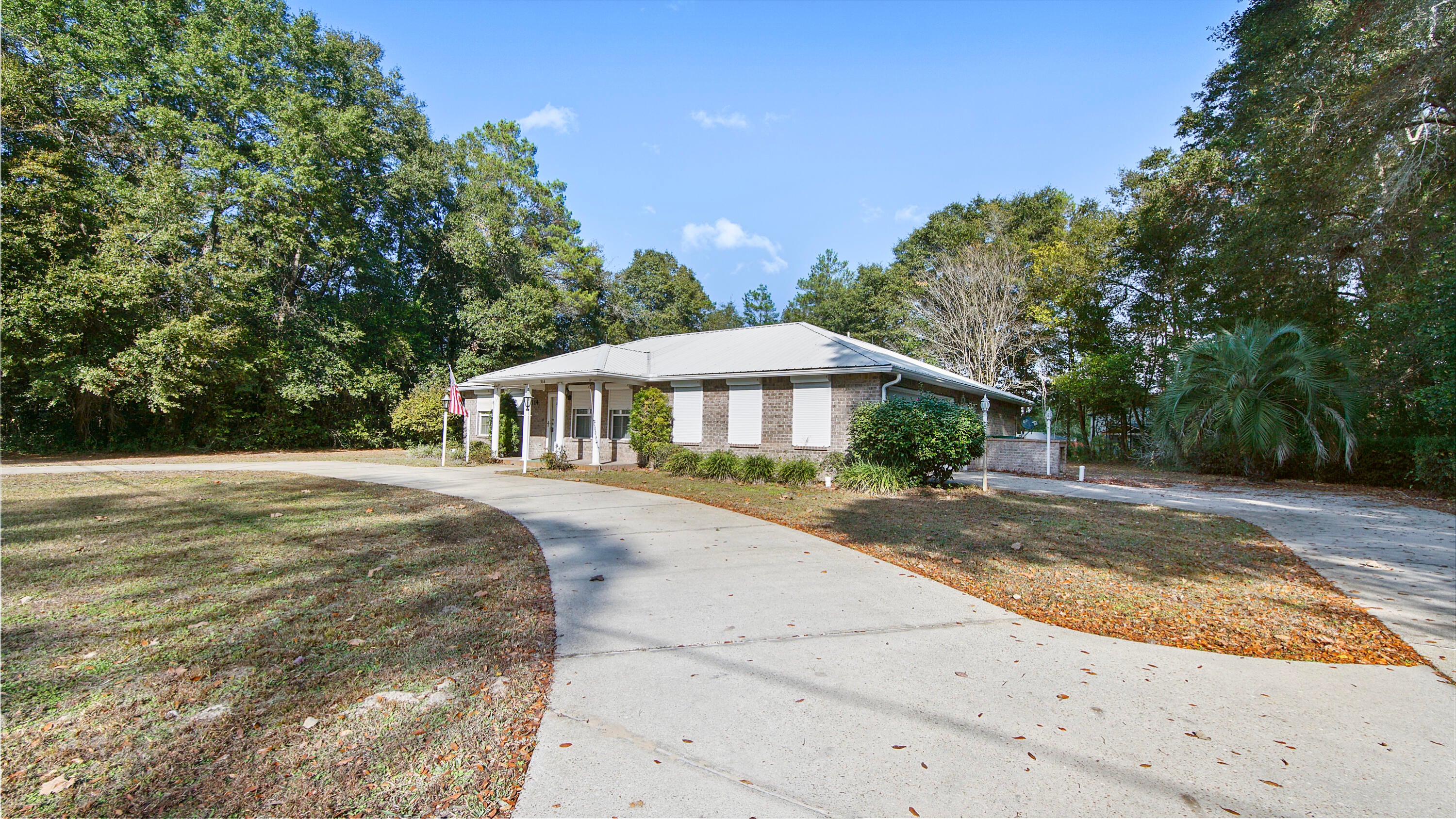 LAKEVIEW - Residential