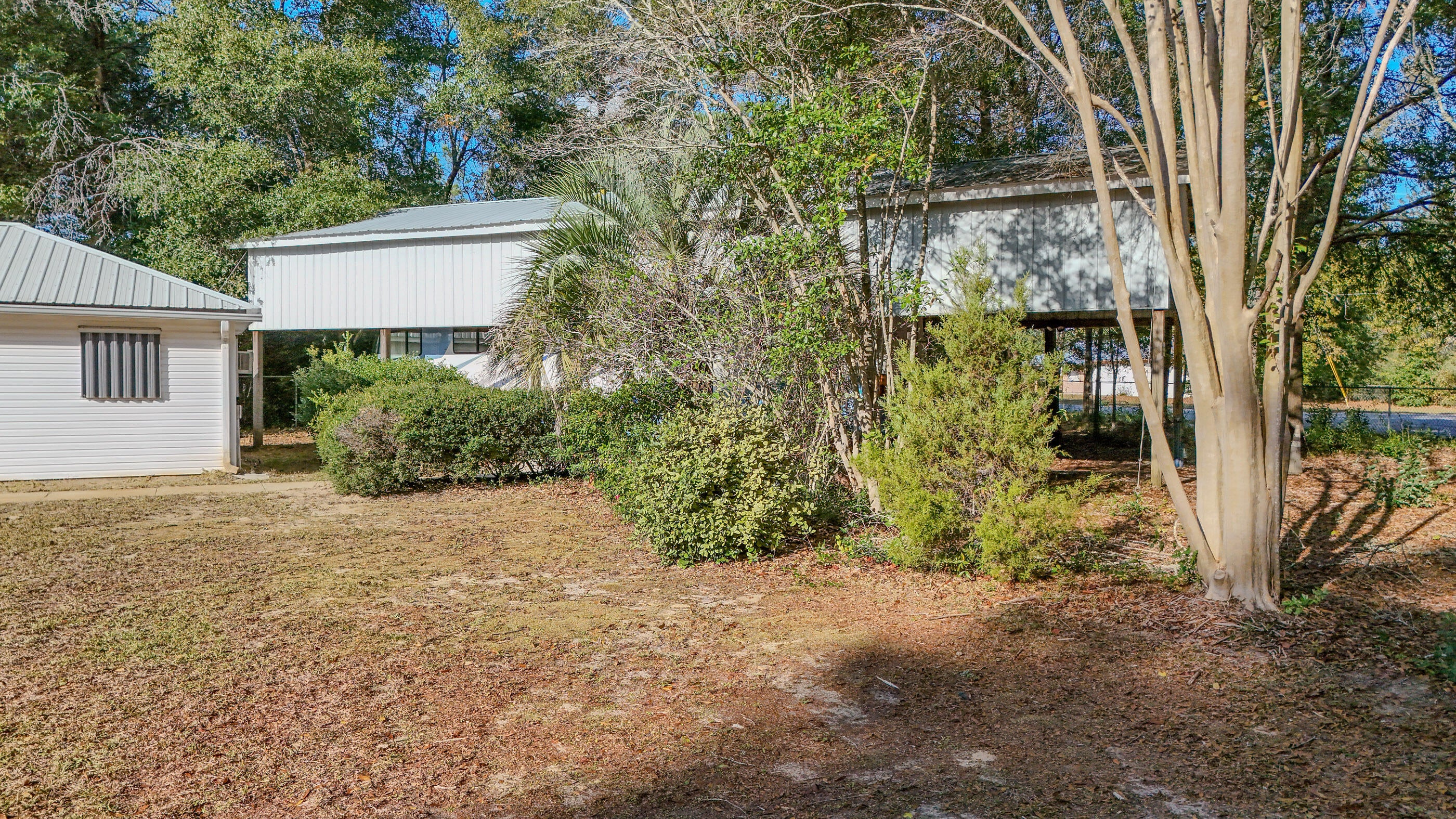 LAKEVIEW - Residential