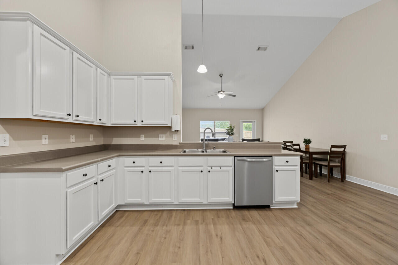 ROLLING RIDGE - Residential