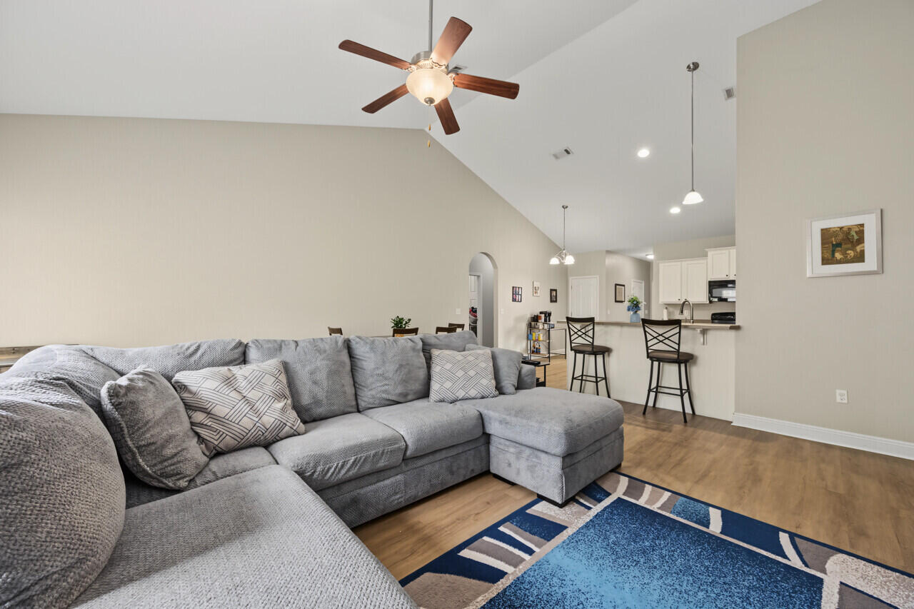 ROLLING RIDGE - Residential