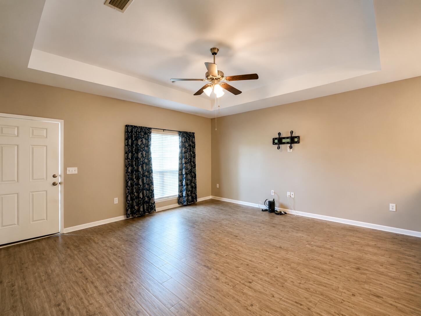 HAMMOCK BAY - Residential Lease